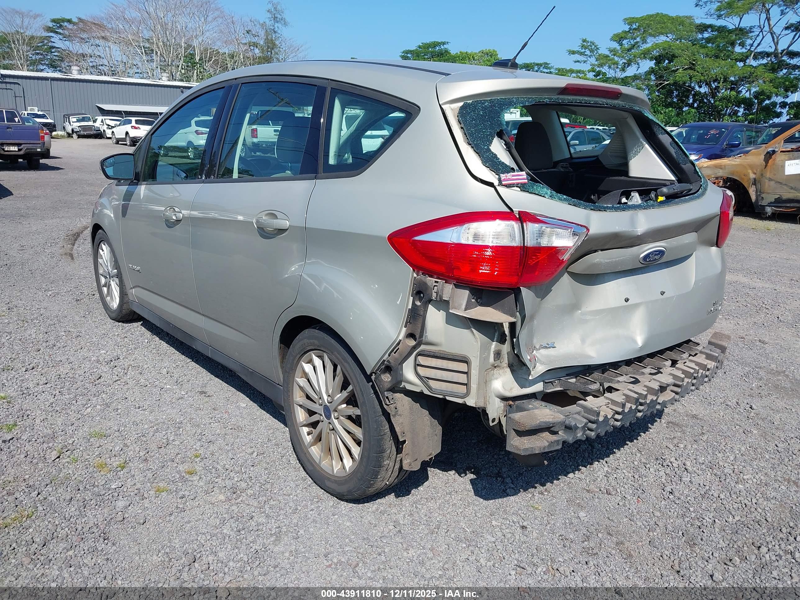 FORD C-MAX image 3