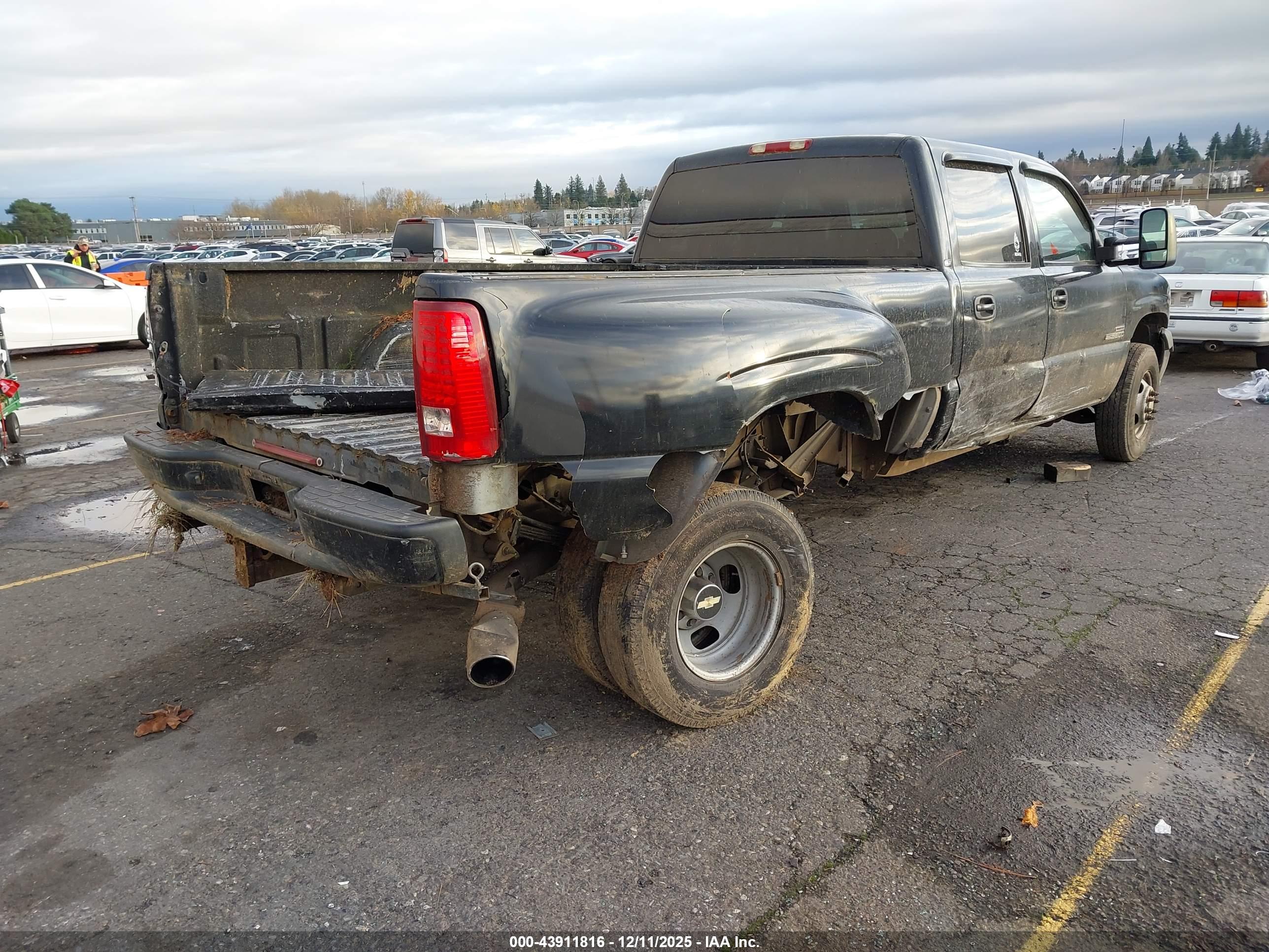 GMC SIERRA image 4