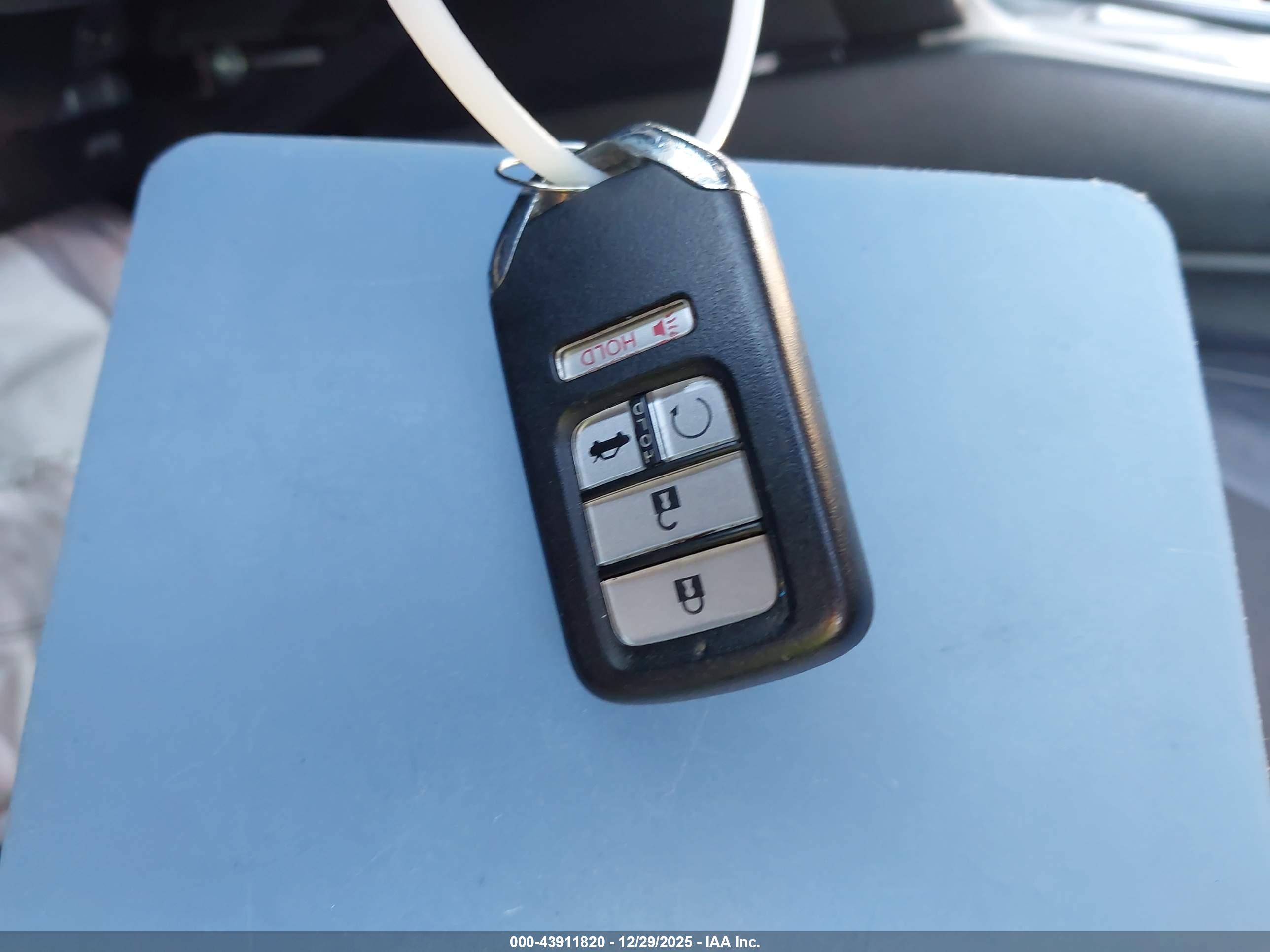 HONDA ACCORD image 11