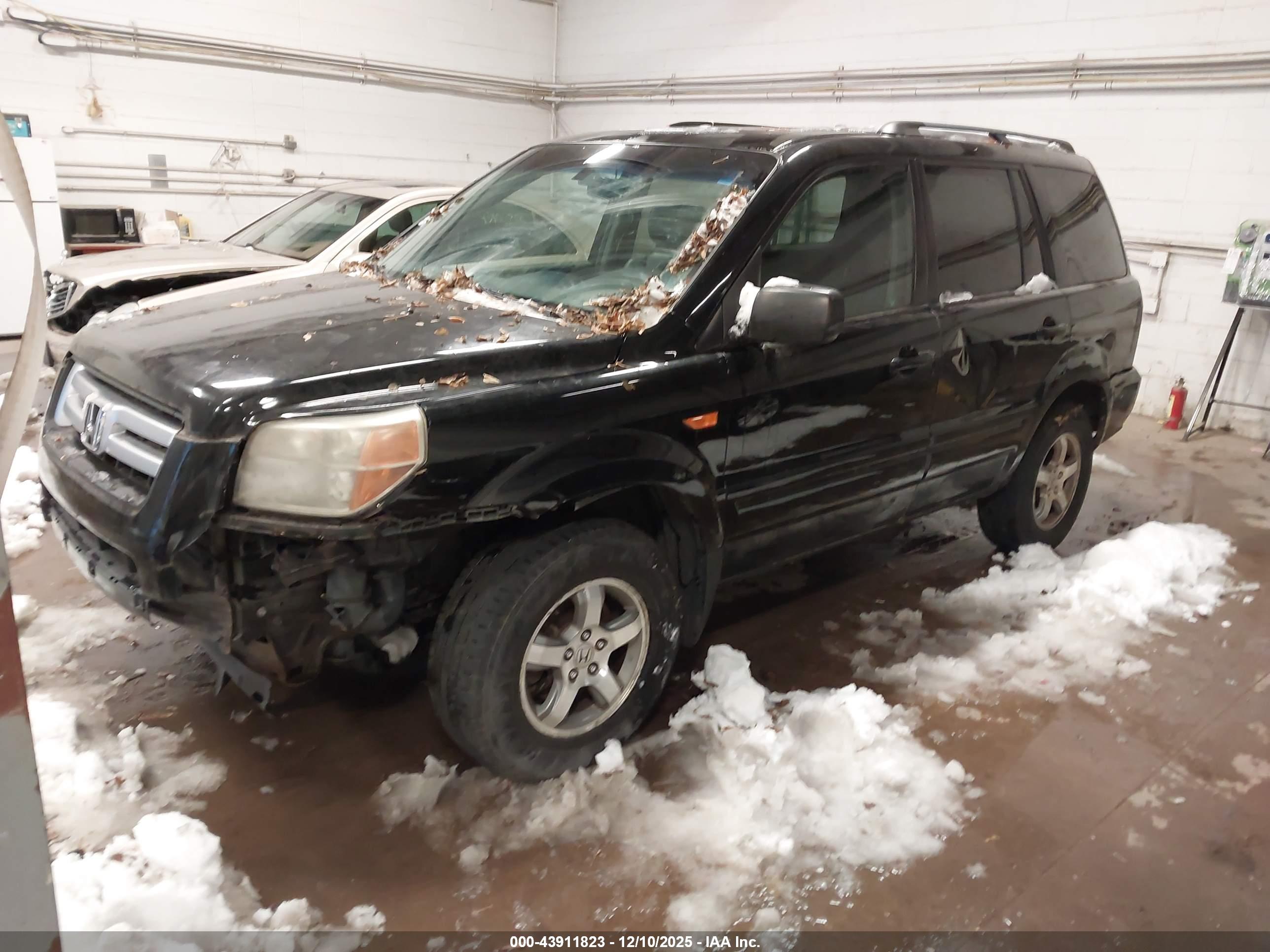 HONDA PILOT image 4