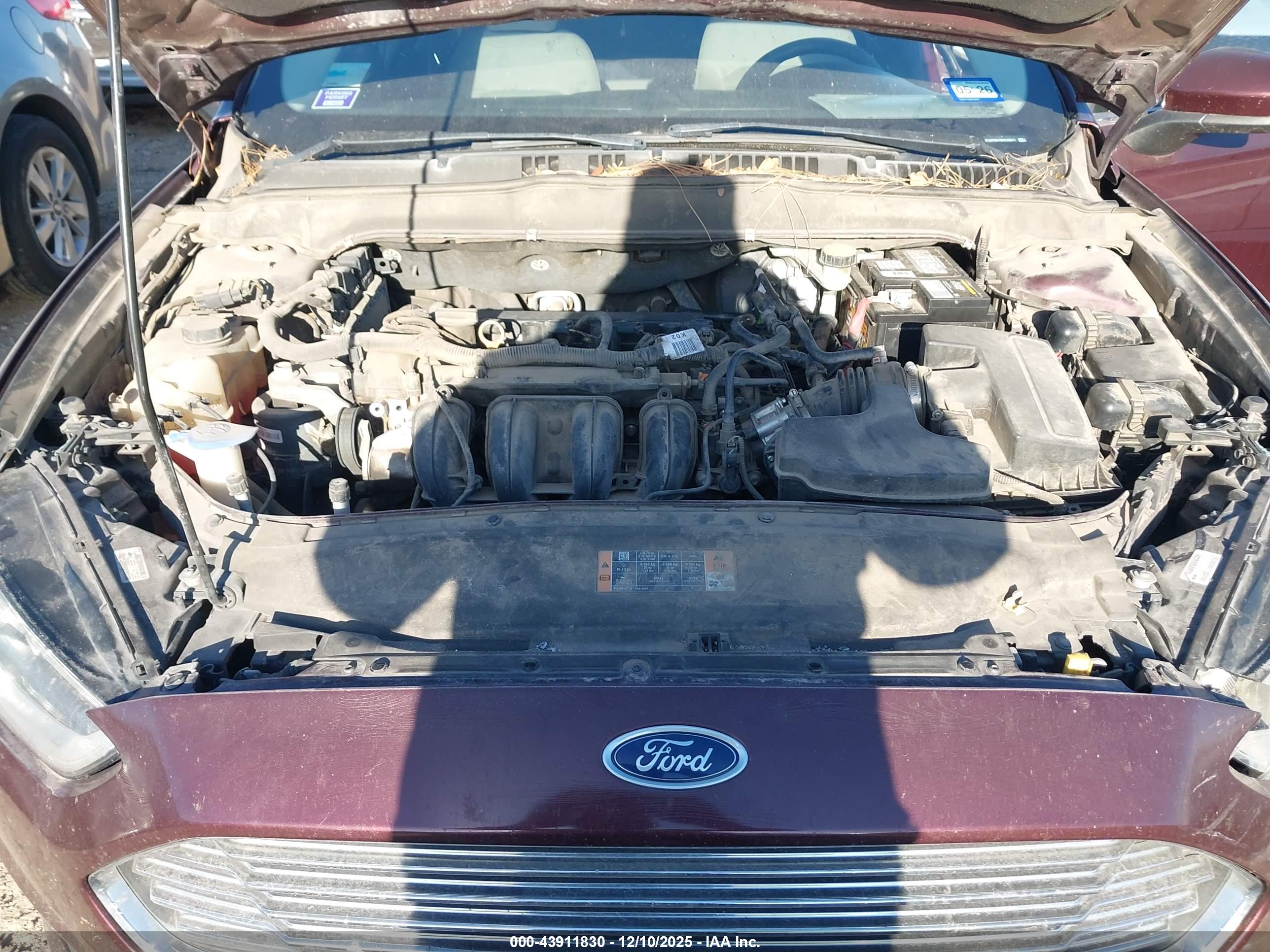 FORD FUSION image 10