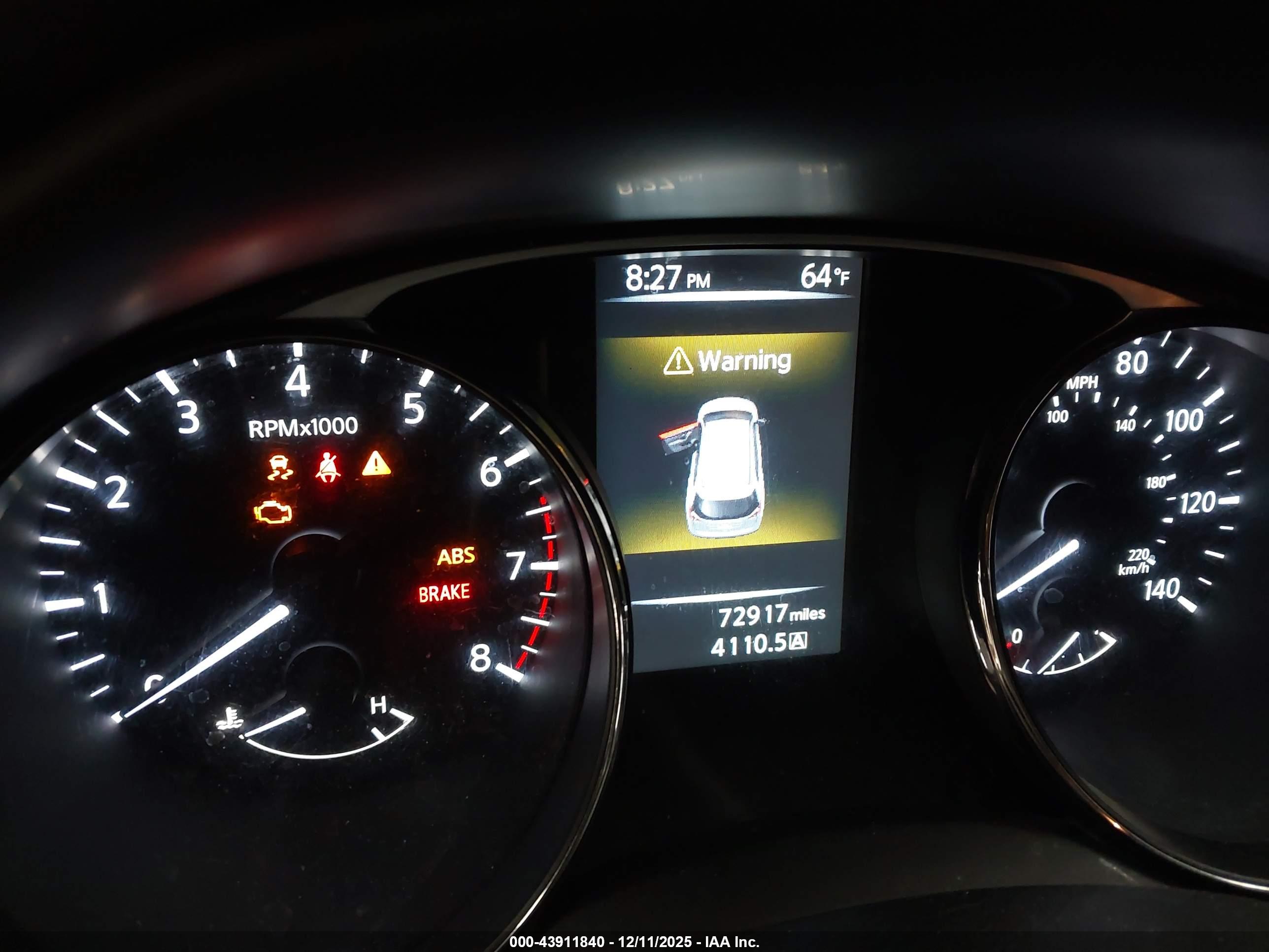 NISSAN ROGUE image 7