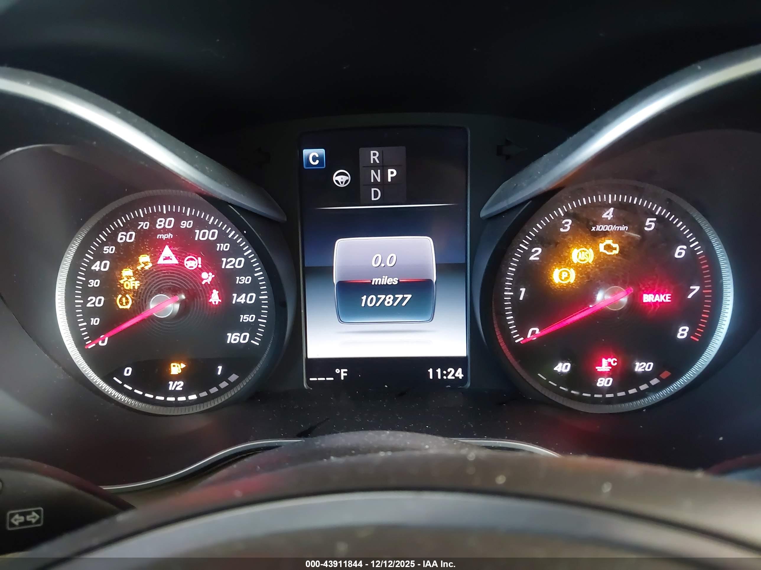 MERCEDES-BENZ GLC image 7