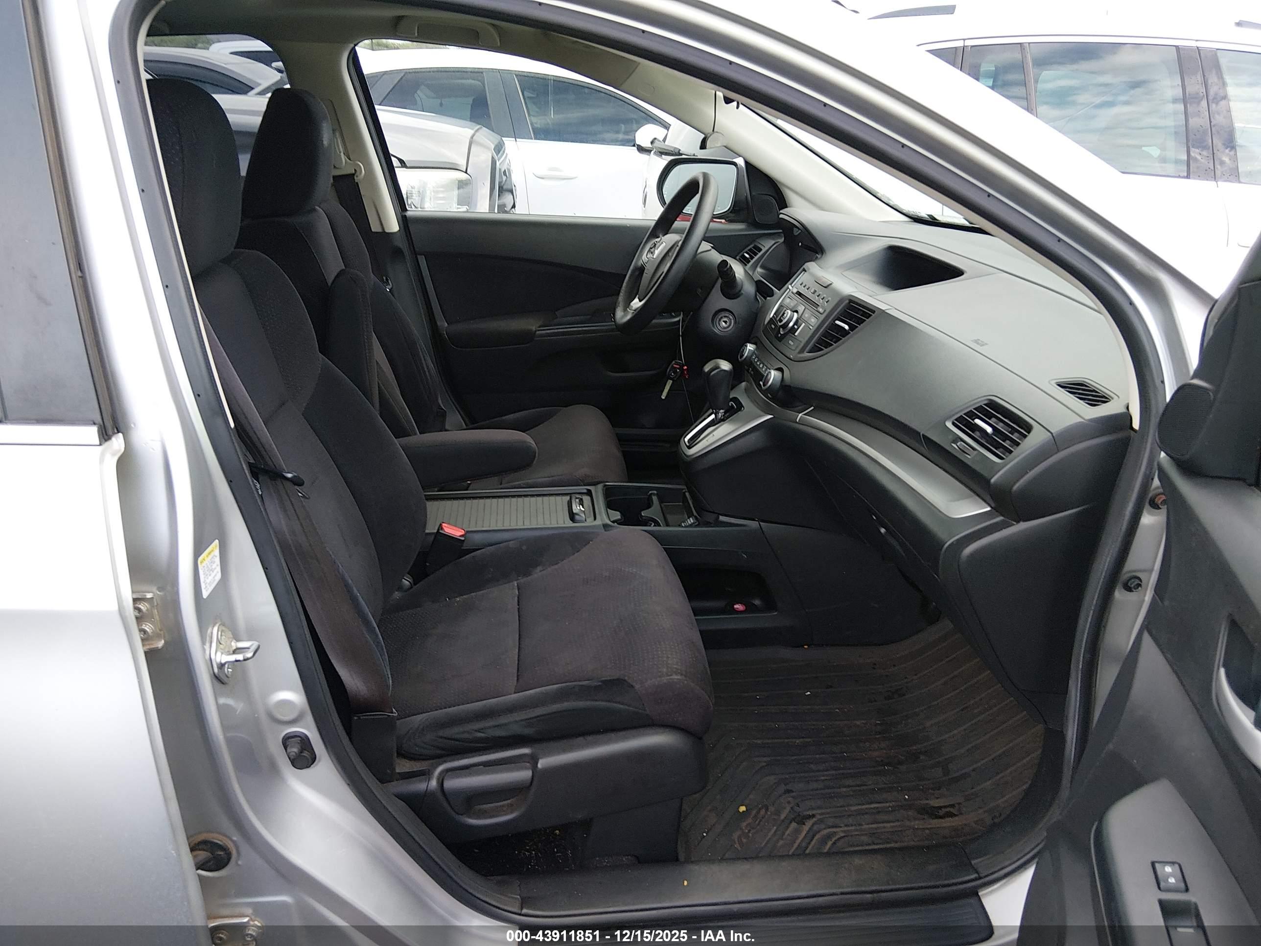 HONDA CR-V image 5
