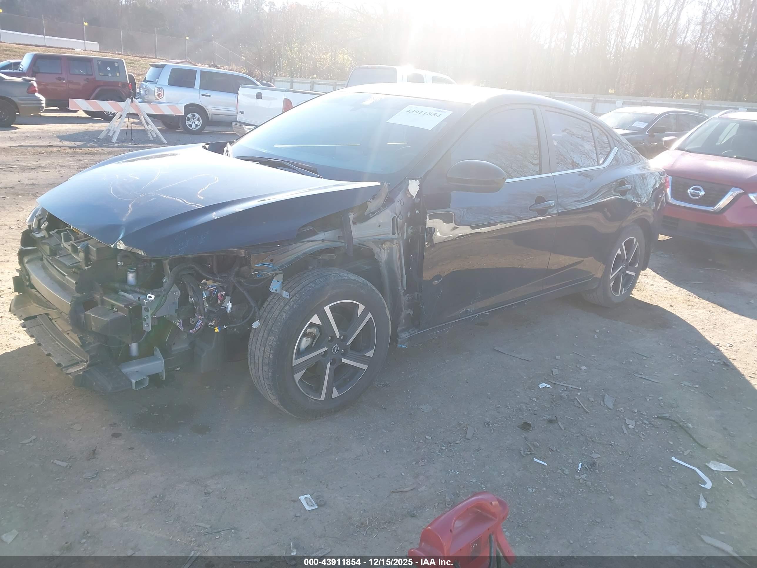 NISSAN SENTRA image 2