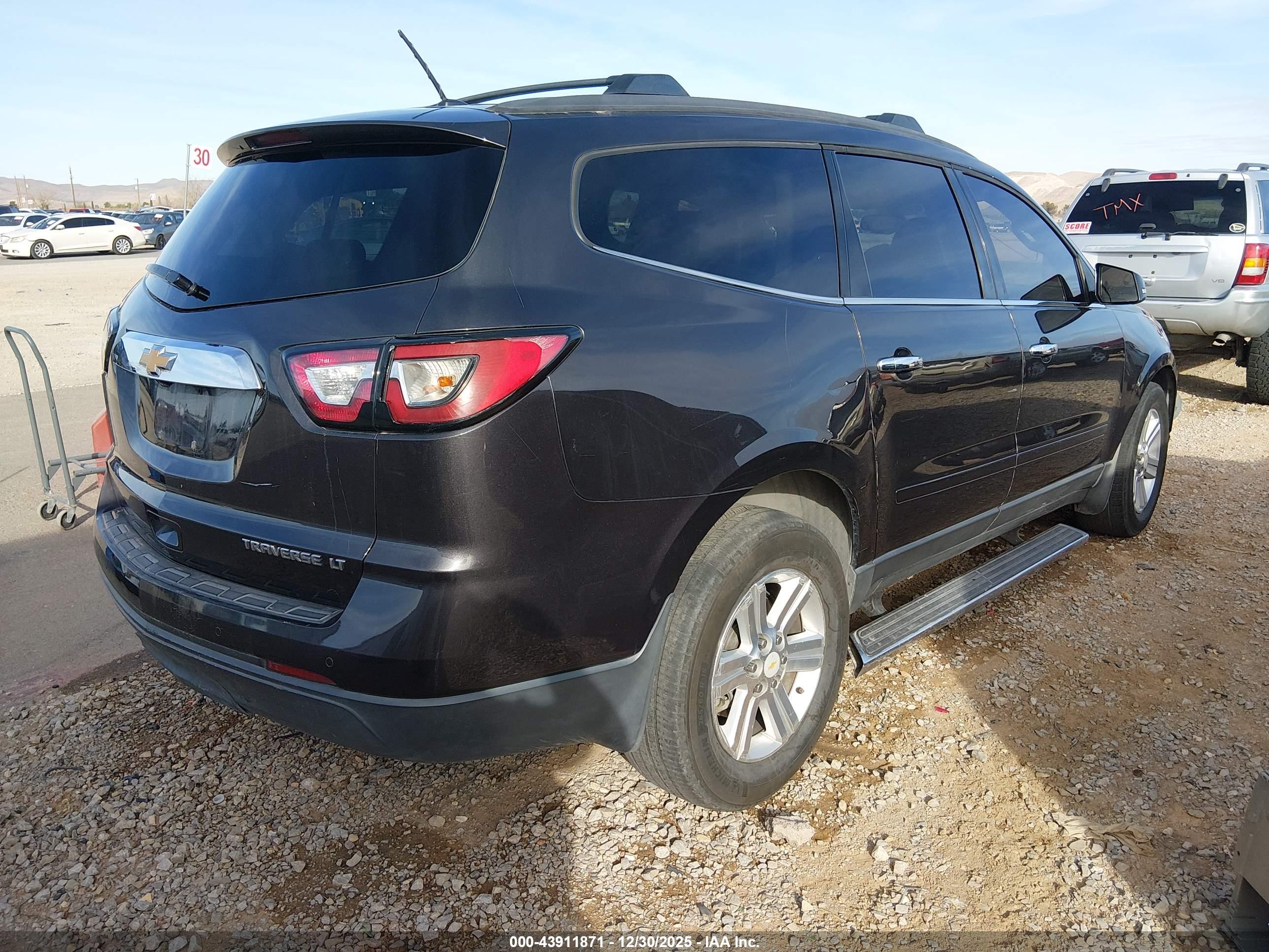 CHEVROLET TRAVERSE image 4