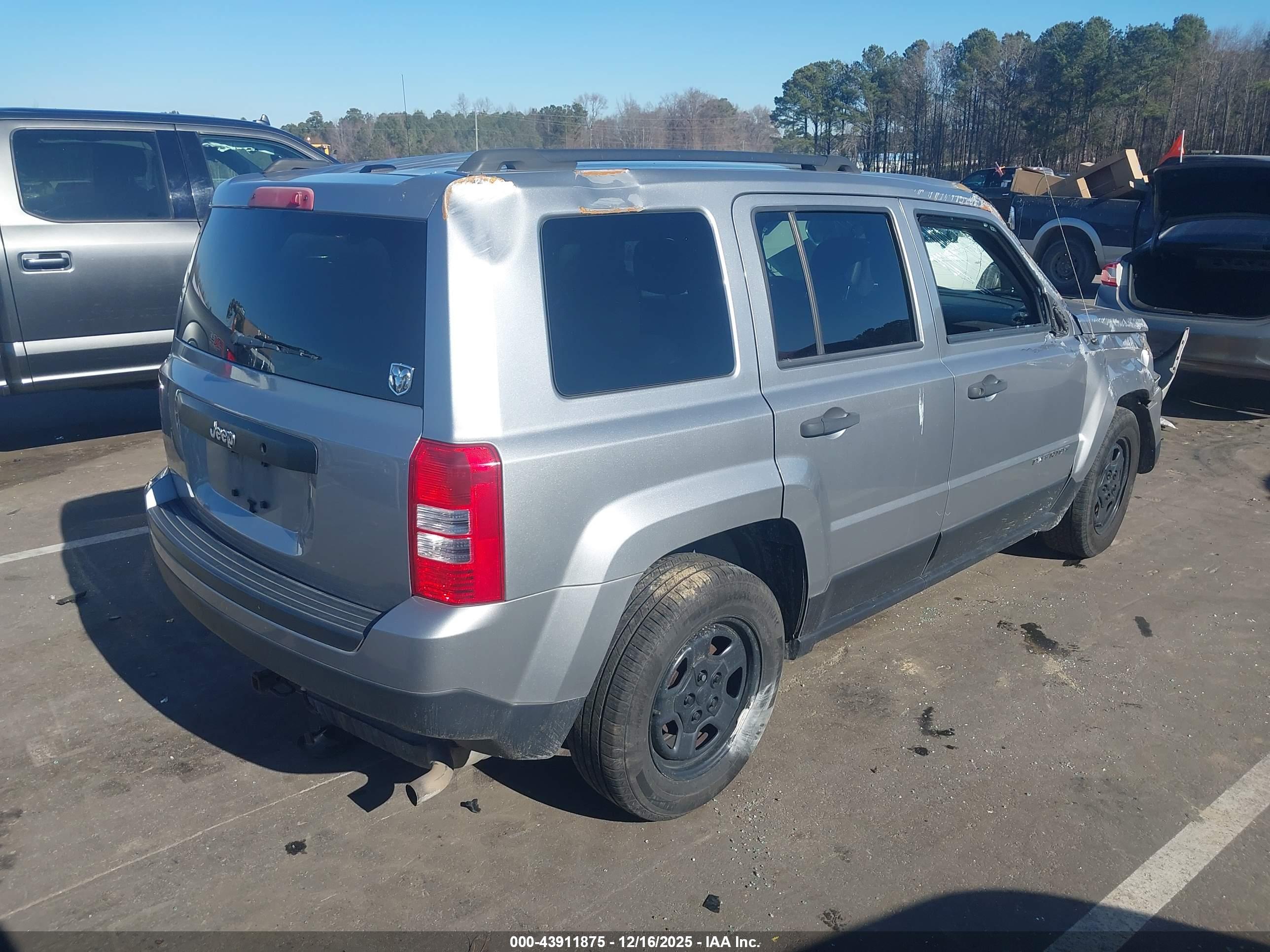 JEEP PATRIOT image 4