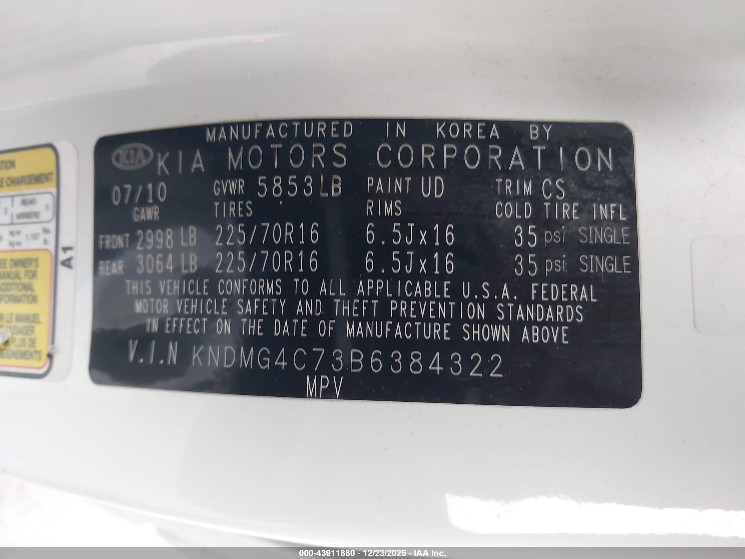 KIA SEDONA image 9