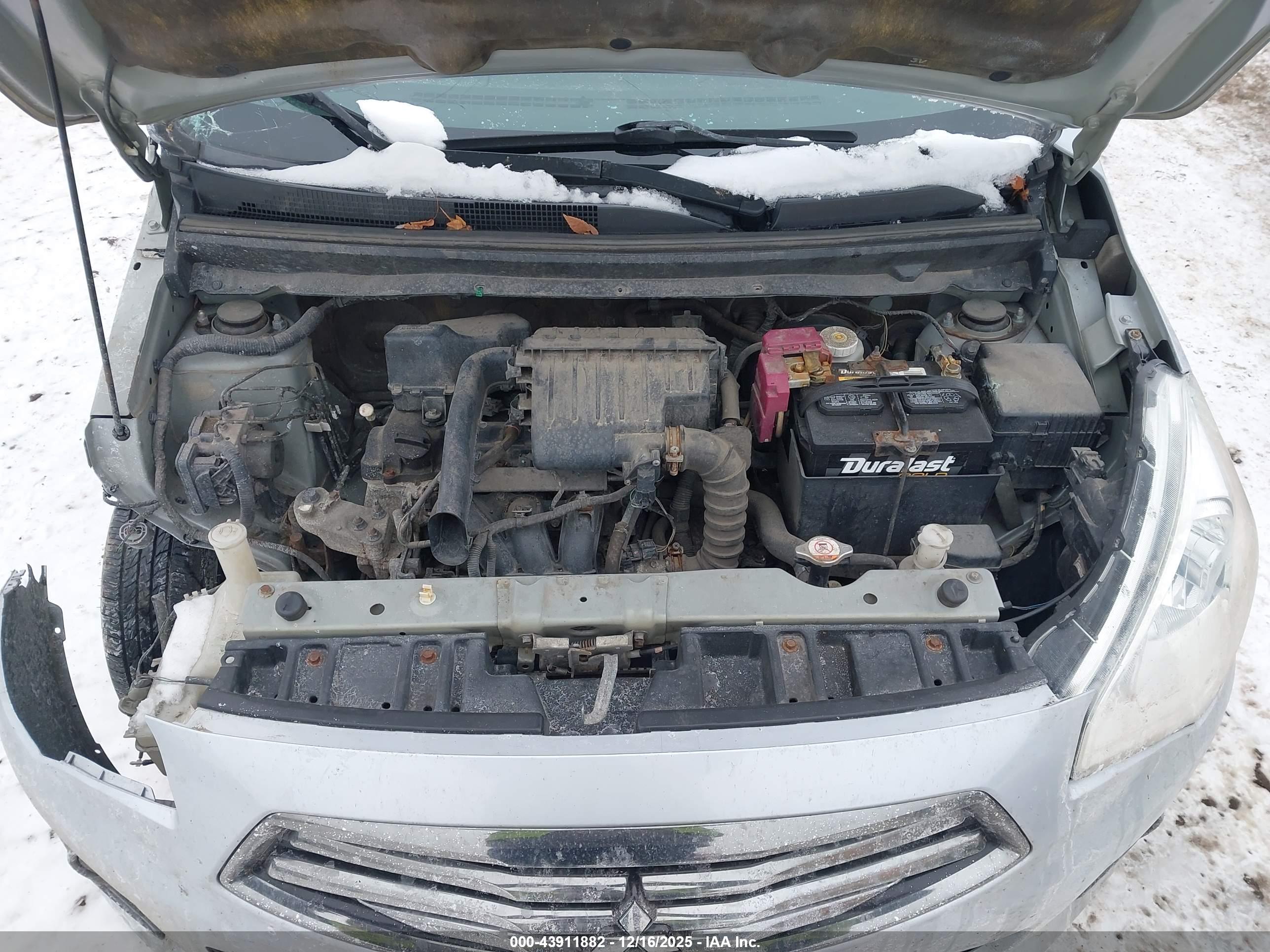 MITSUBISHI MIRAGE image 10