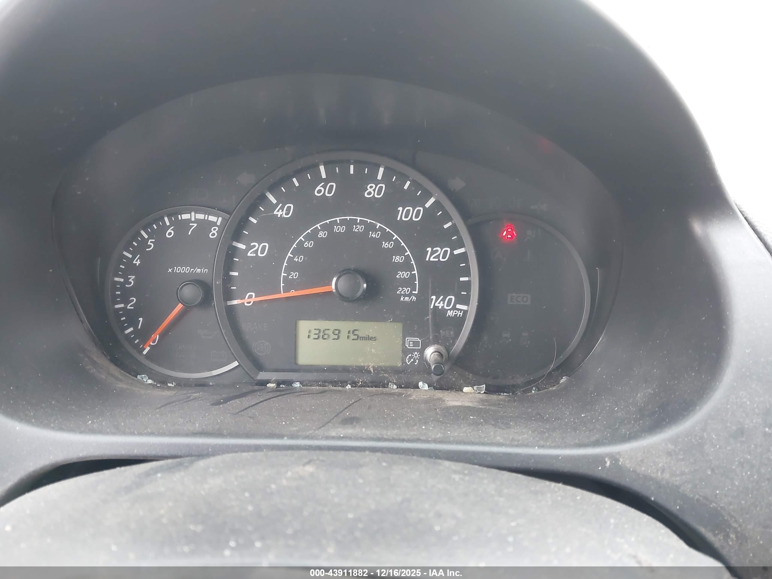 MITSUBISHI MIRAGE image 7
