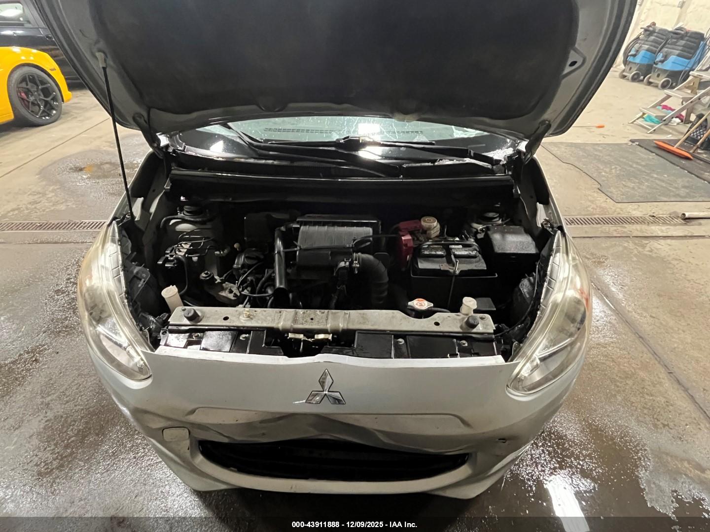 MITSUBISHI MIRAGE image 10