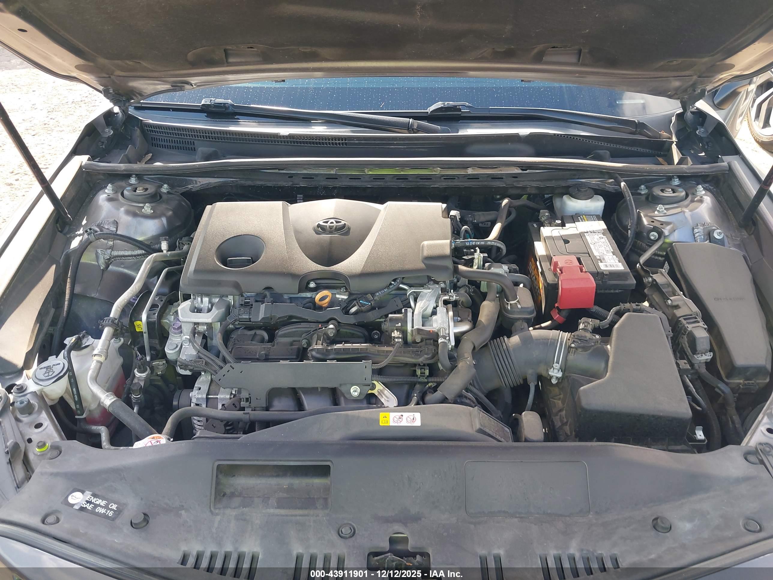TOYOTA CAMRY image 10