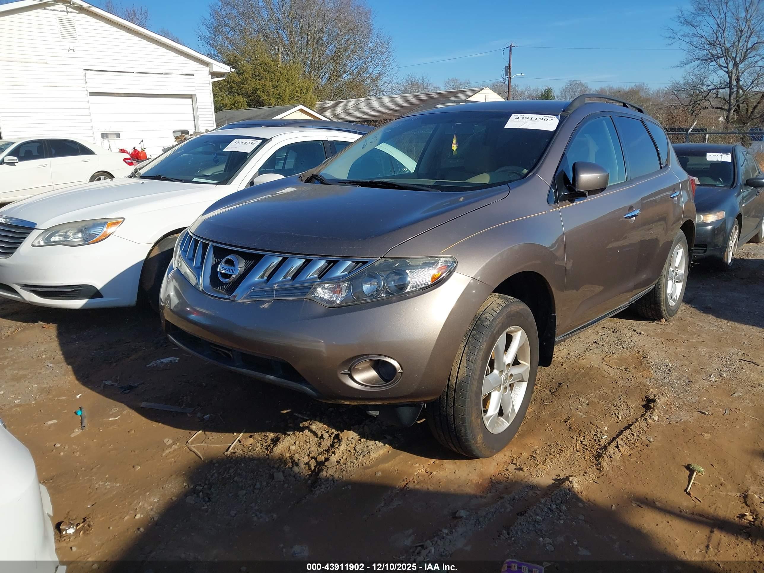 NISSAN MURANO image 2