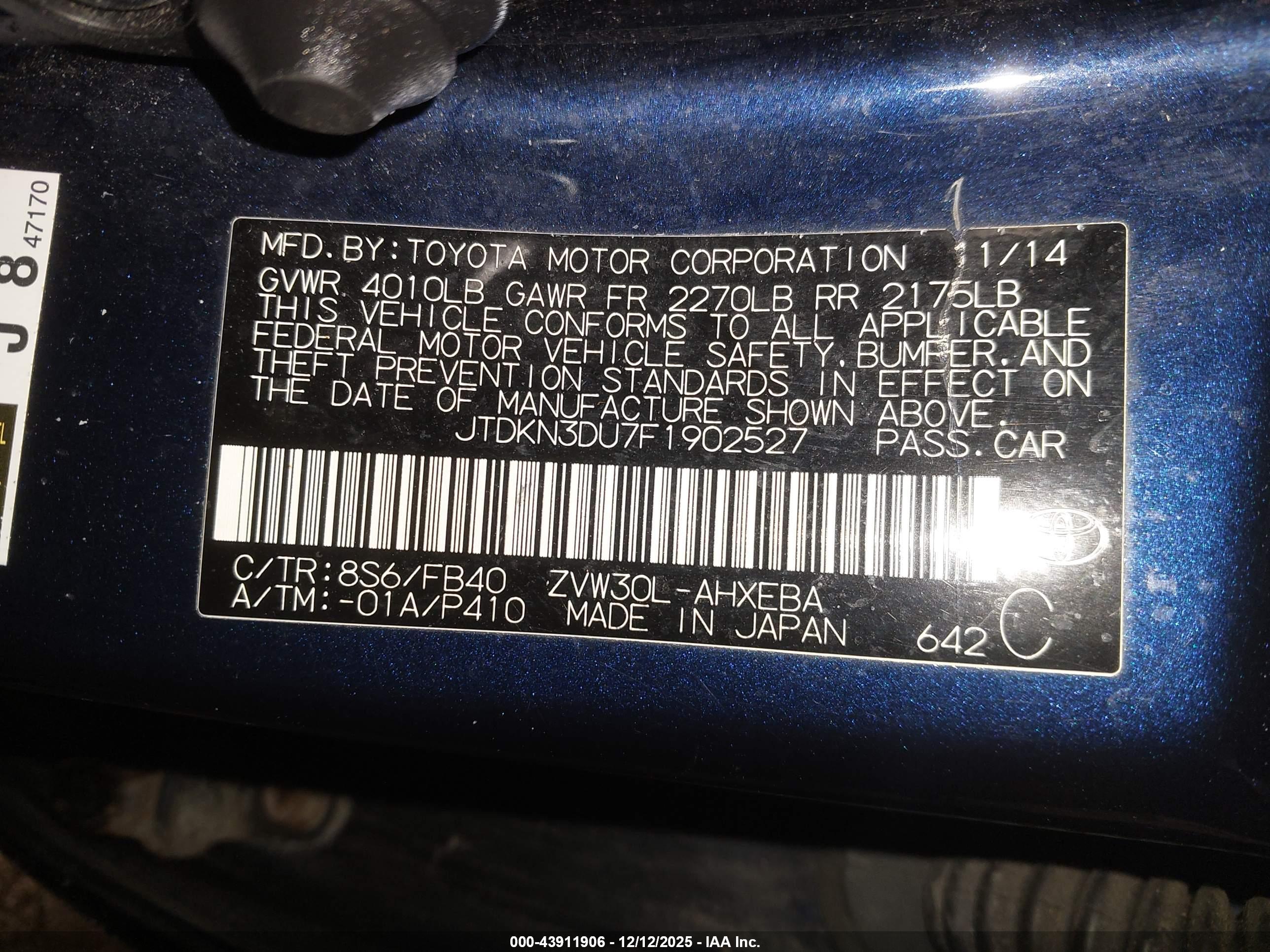 TOYOTA PRIUS image 9