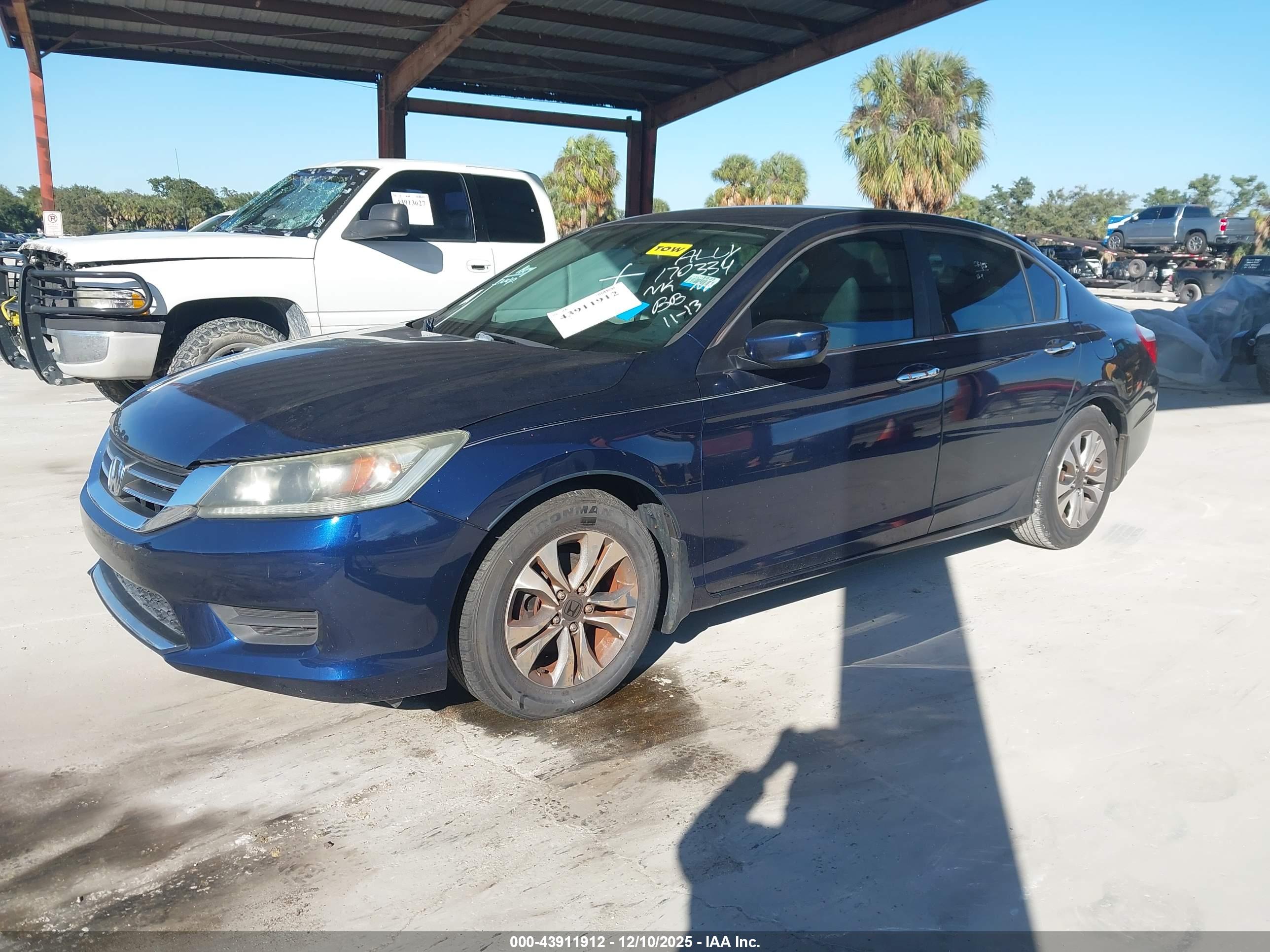 HONDA ACCORD image 2