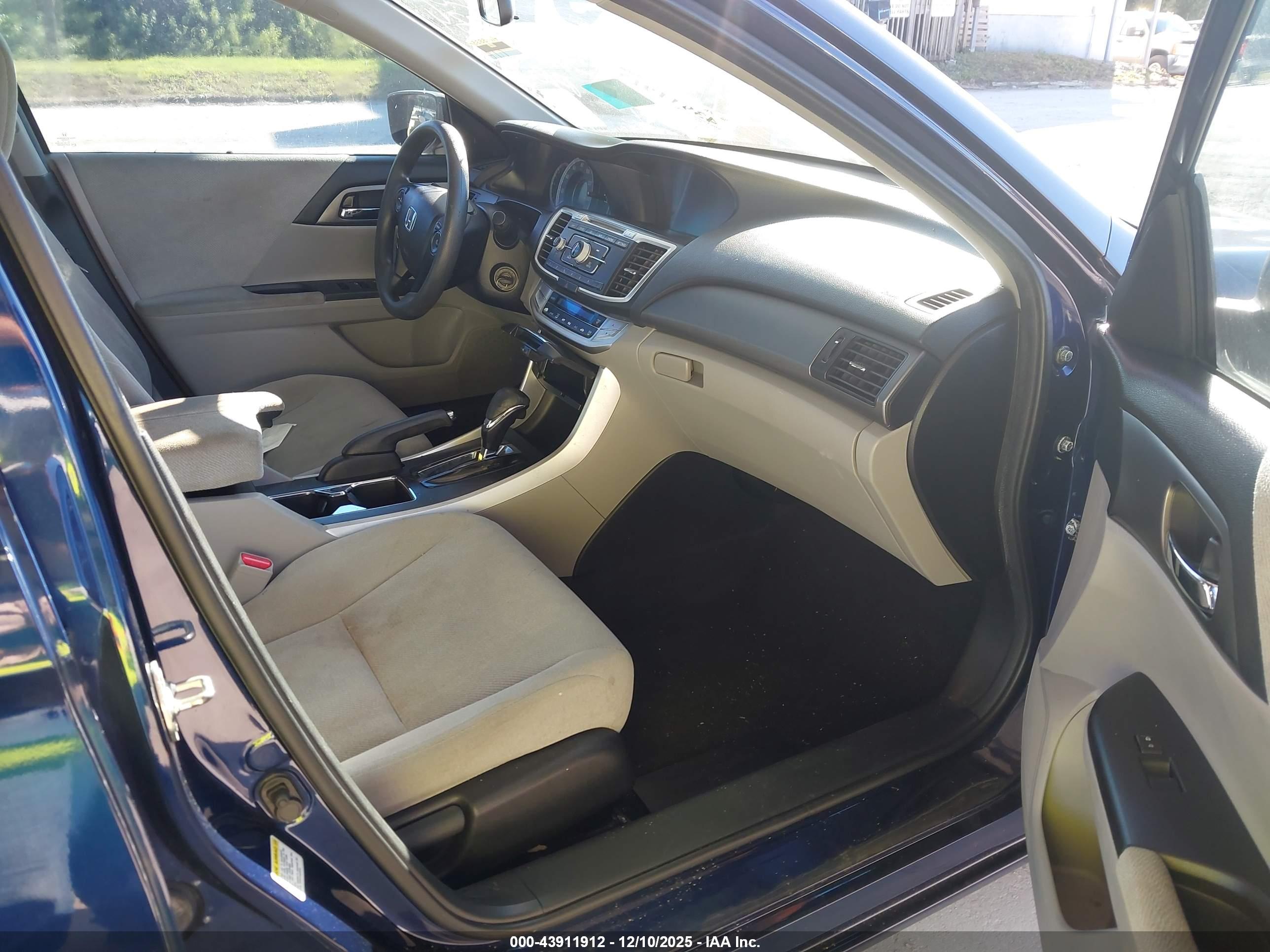HONDA ACCORD image 5