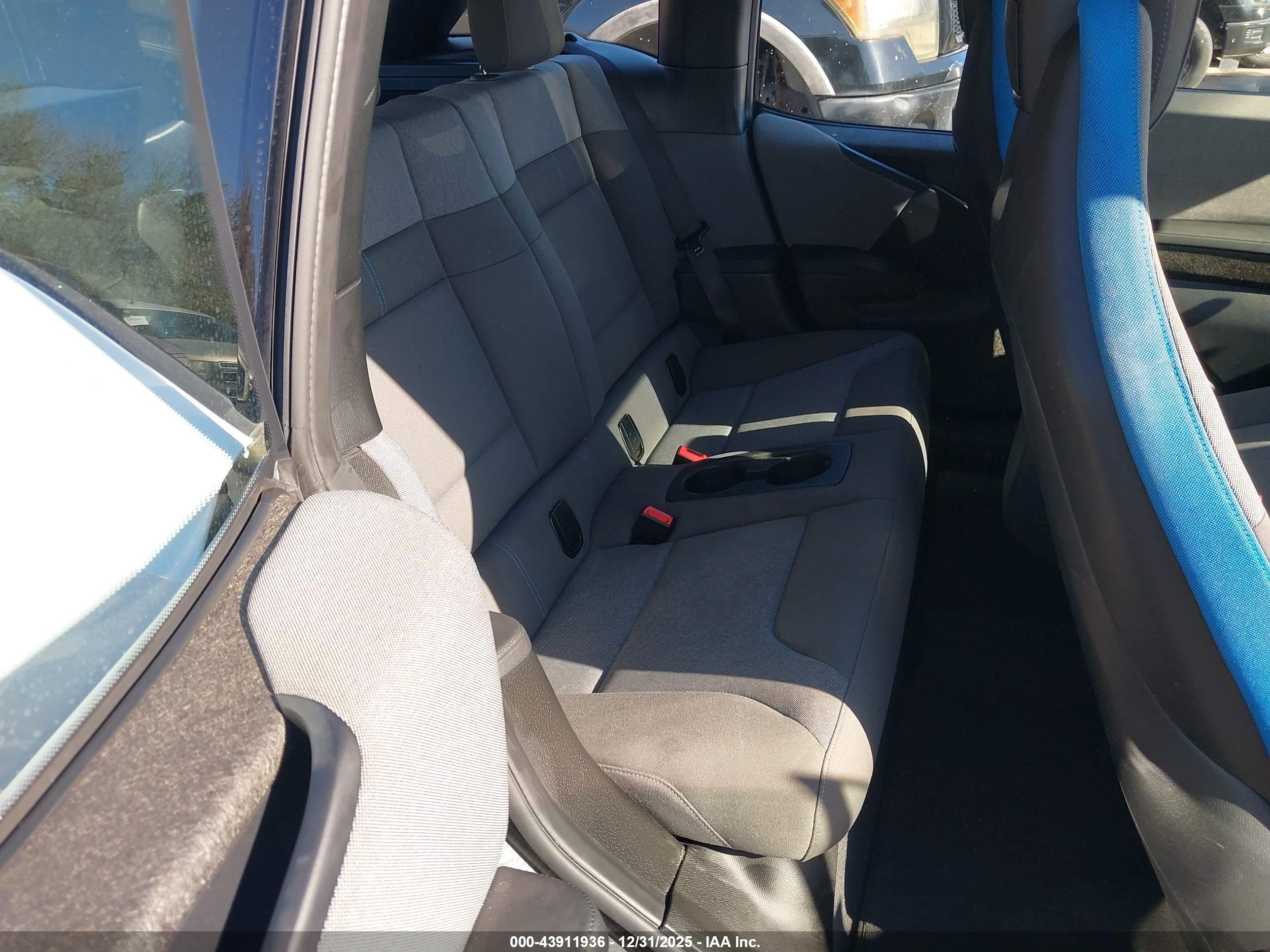 BMW I3 image 8