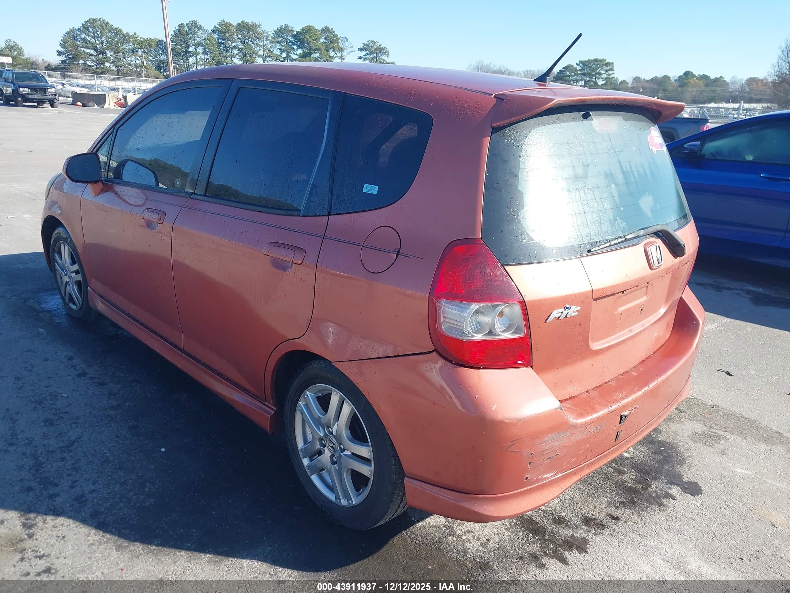 HONDA FIT image 3