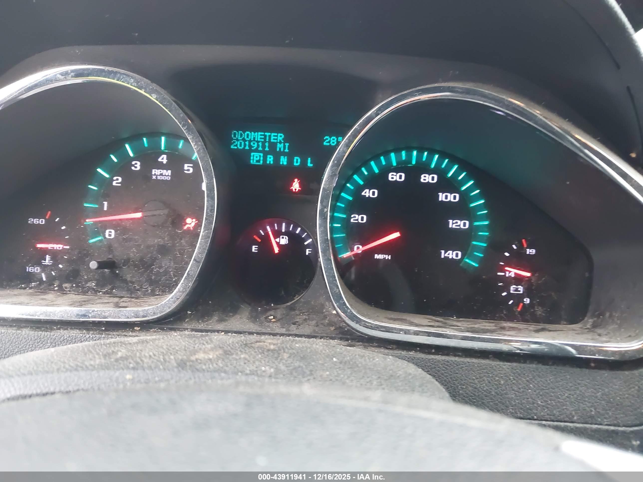 CHEVROLET TRAVERSE image 7