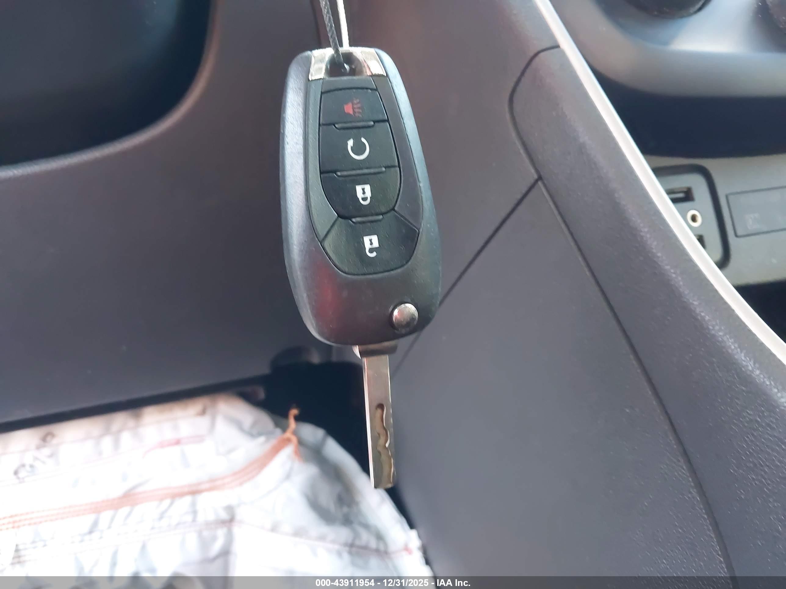 CHEVROLET TRAX image 11