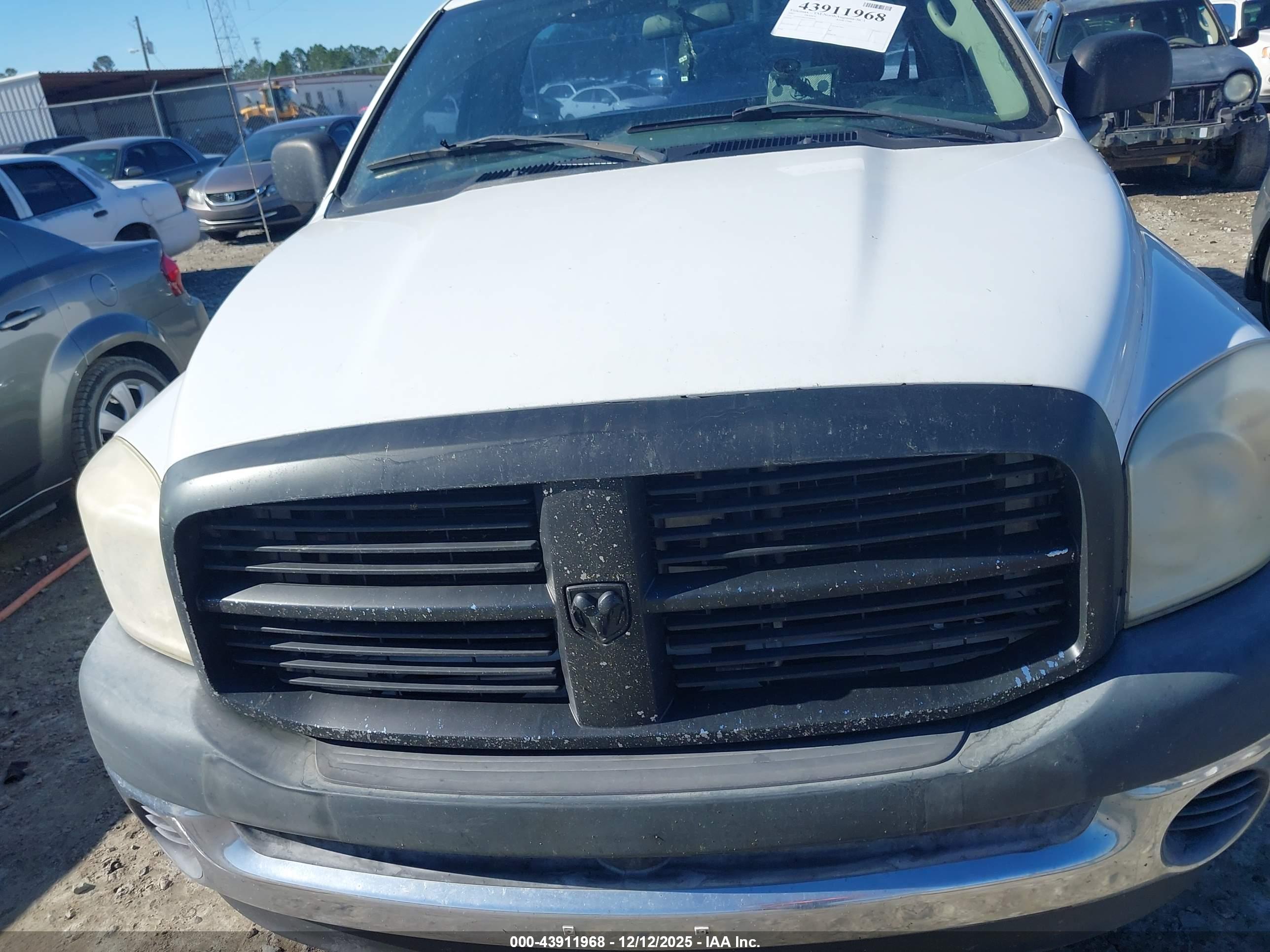 DODGE RAM image 10