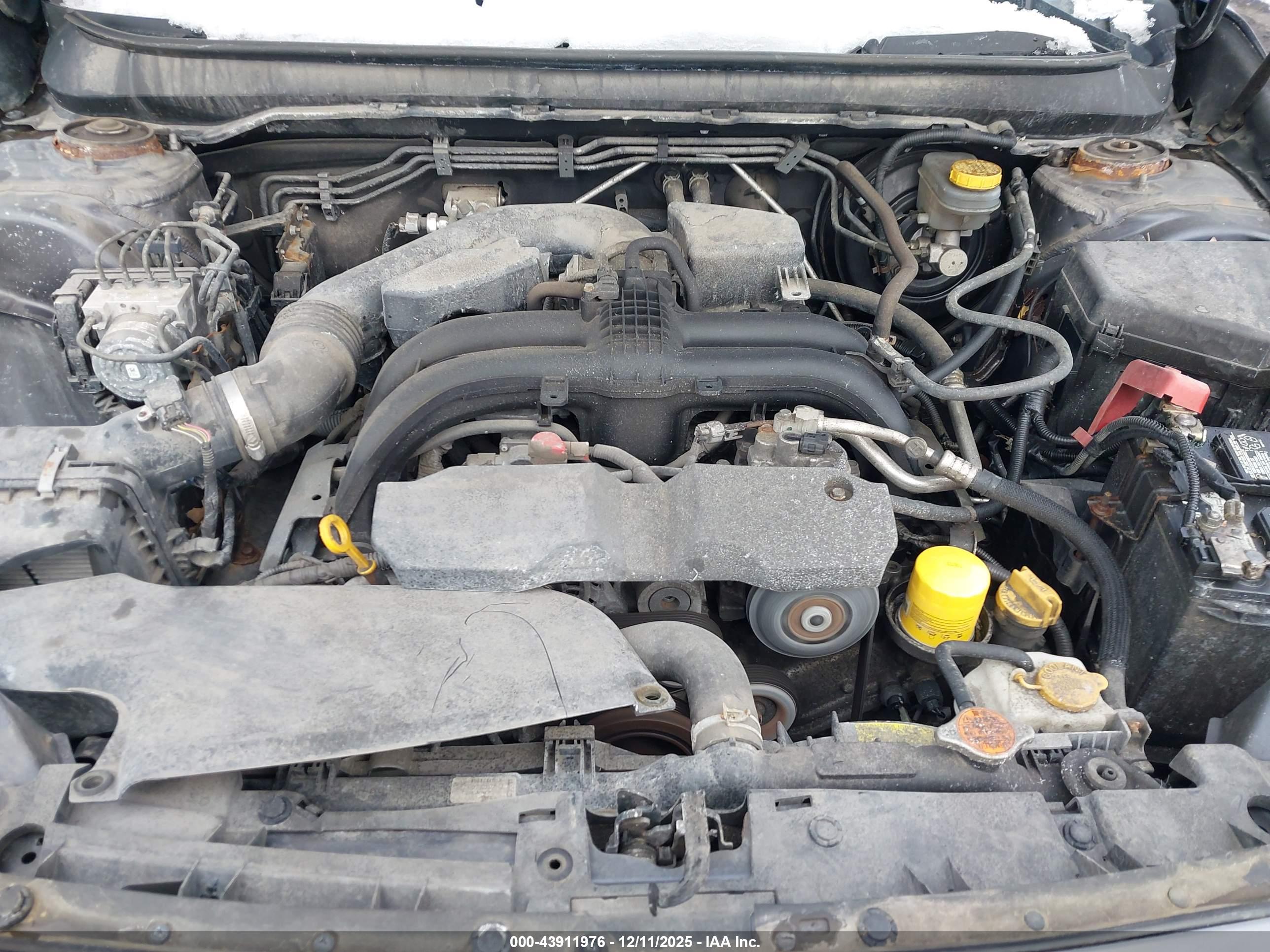 SUBARU OUTBACK image 10