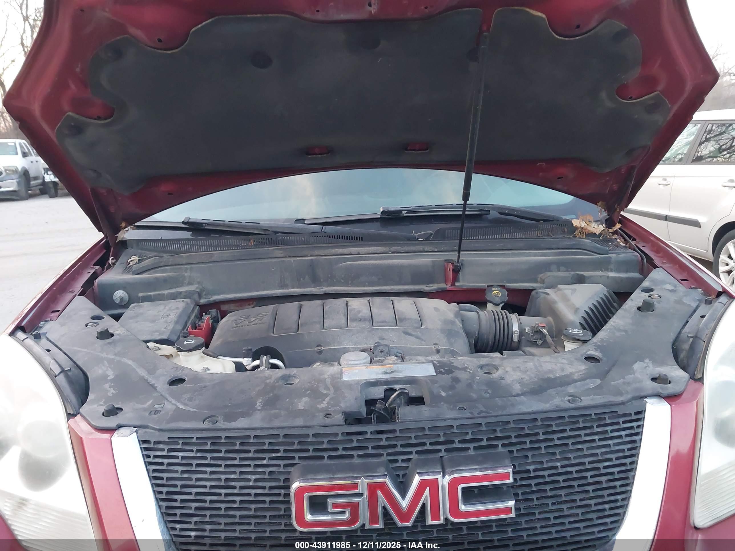 GMC ACADIA image 10