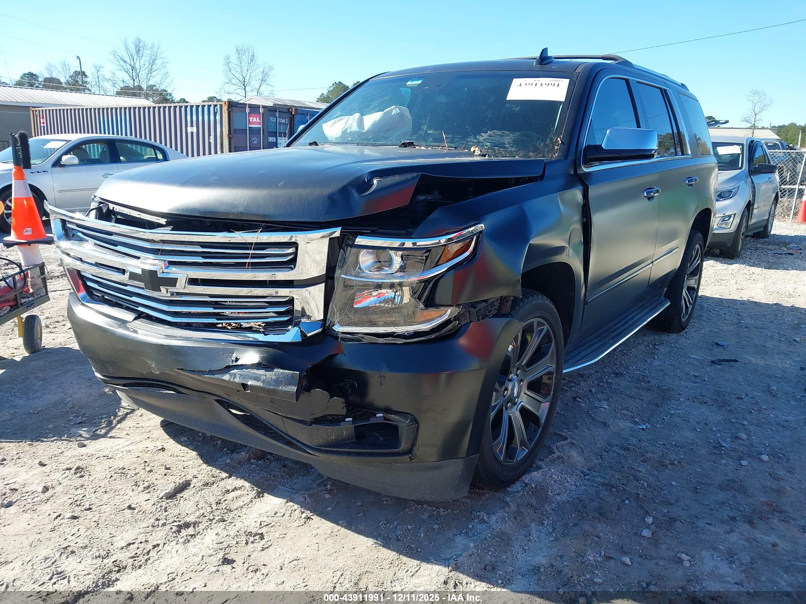 CHEVROLET TAHOE image 2