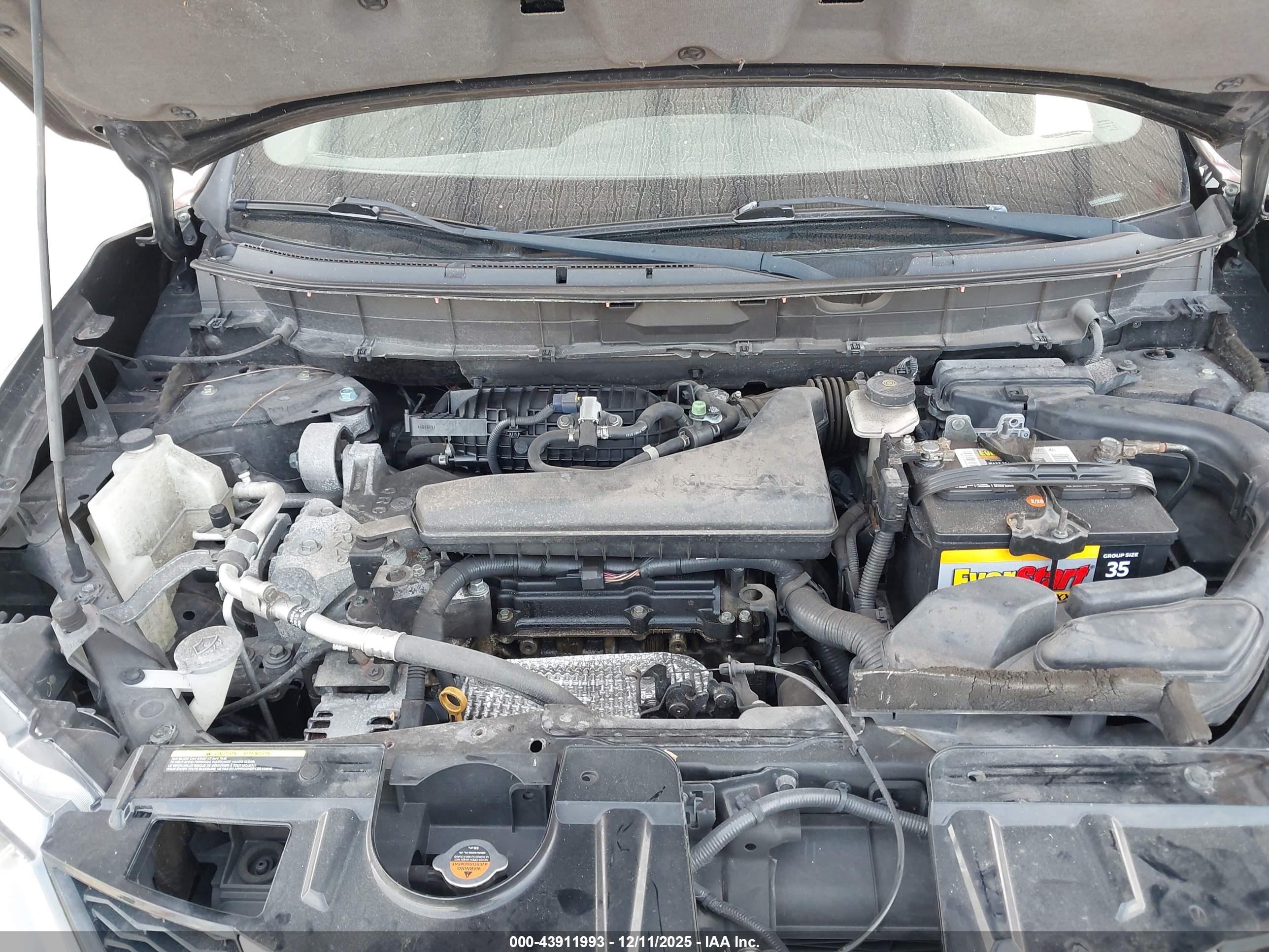 NISSAN ROGUE image 10