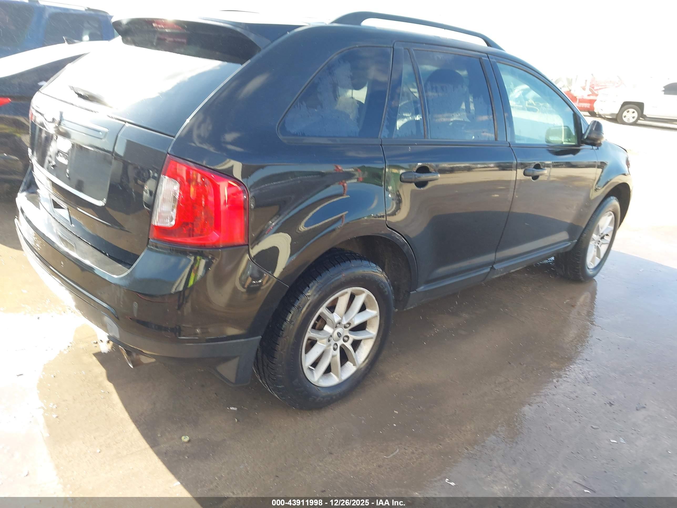 FORD EDGE image 4