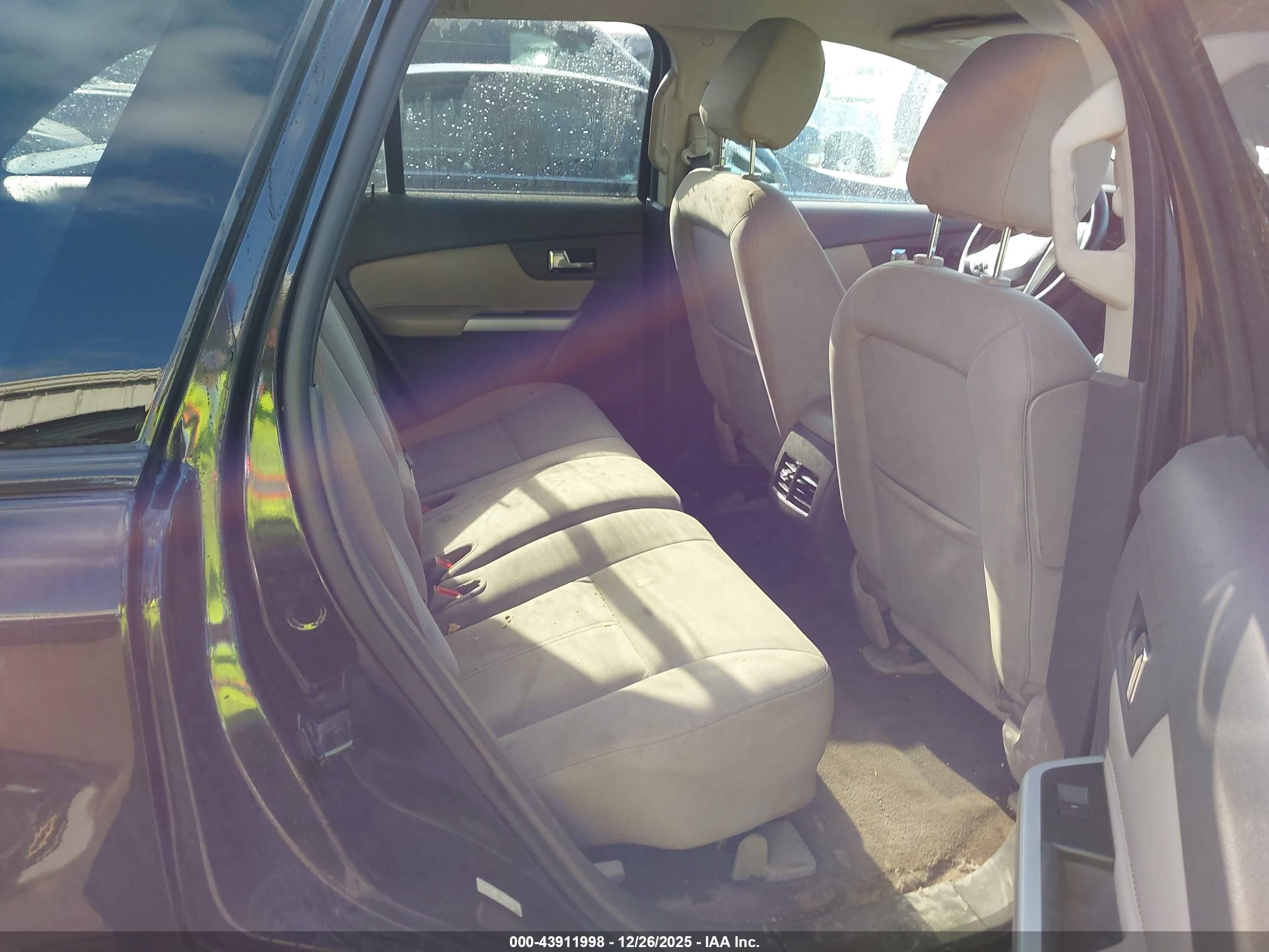FORD EDGE image 8