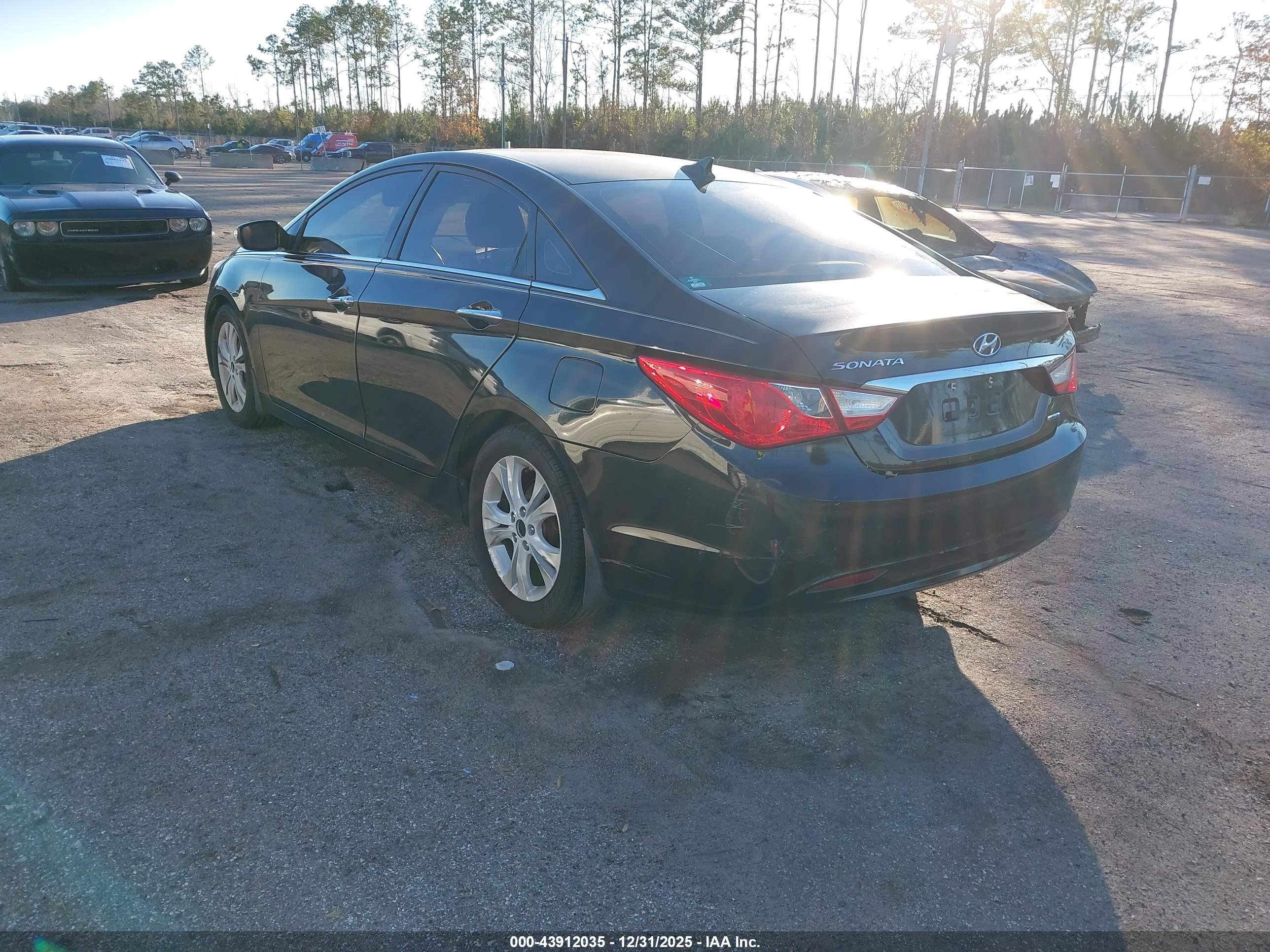 HYUNDAI SONATA image 3