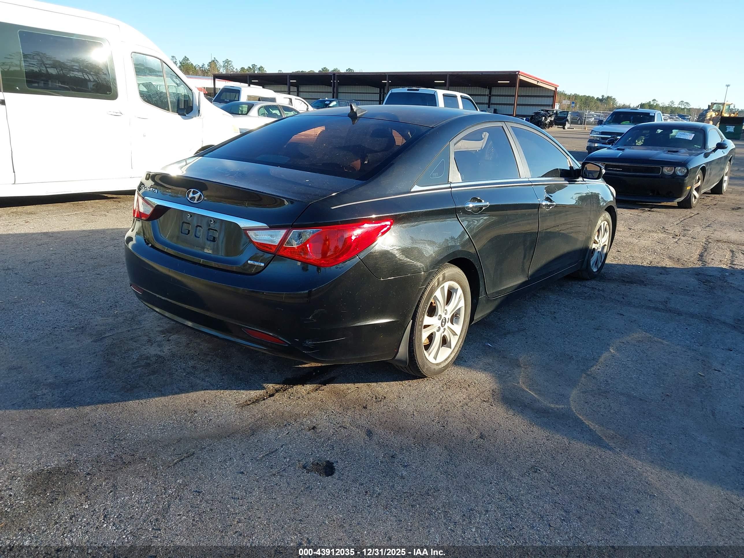 HYUNDAI SONATA image 4