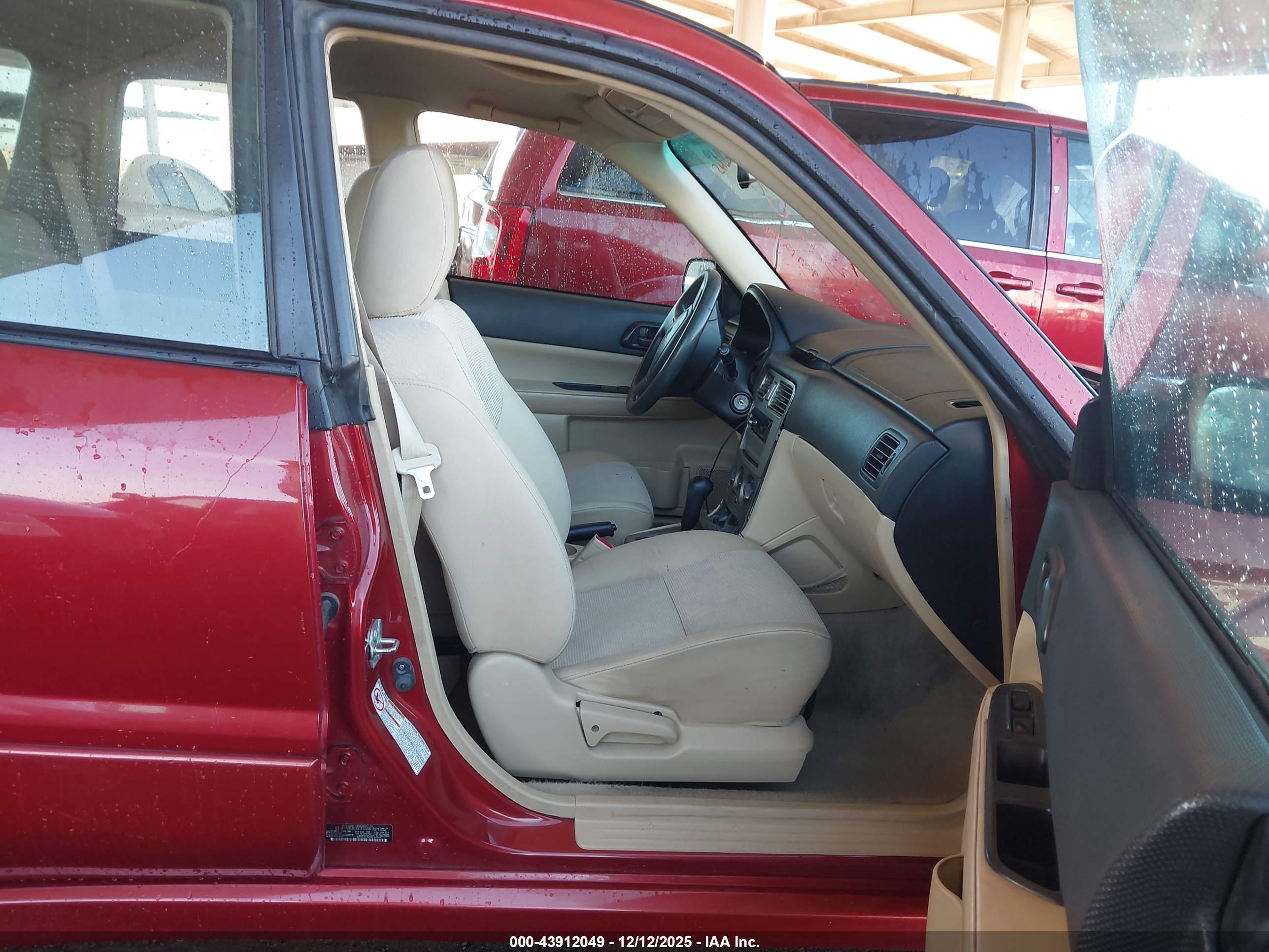 SUBARU FORESTER image 5