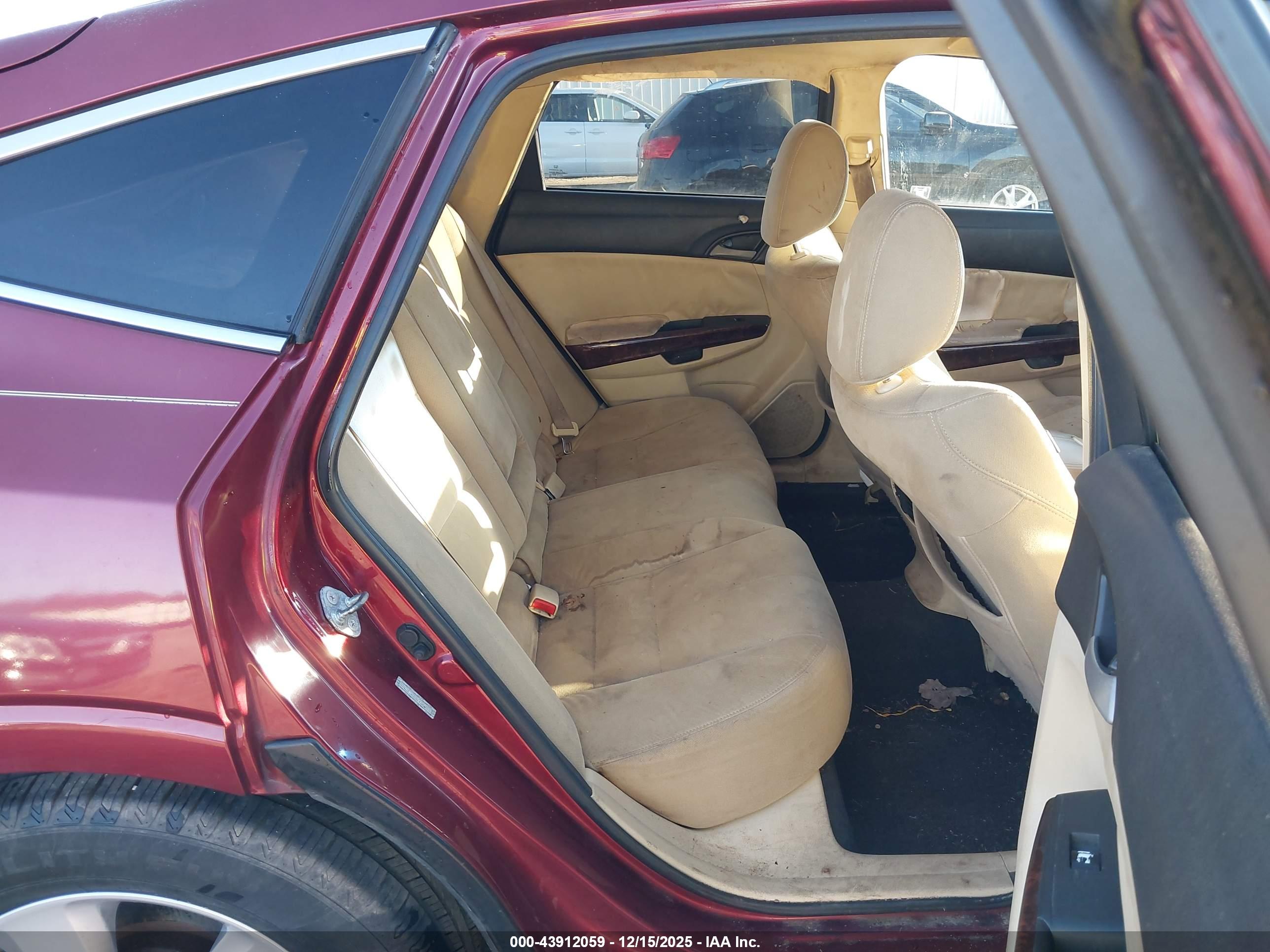 HONDA ACCORD image 8
