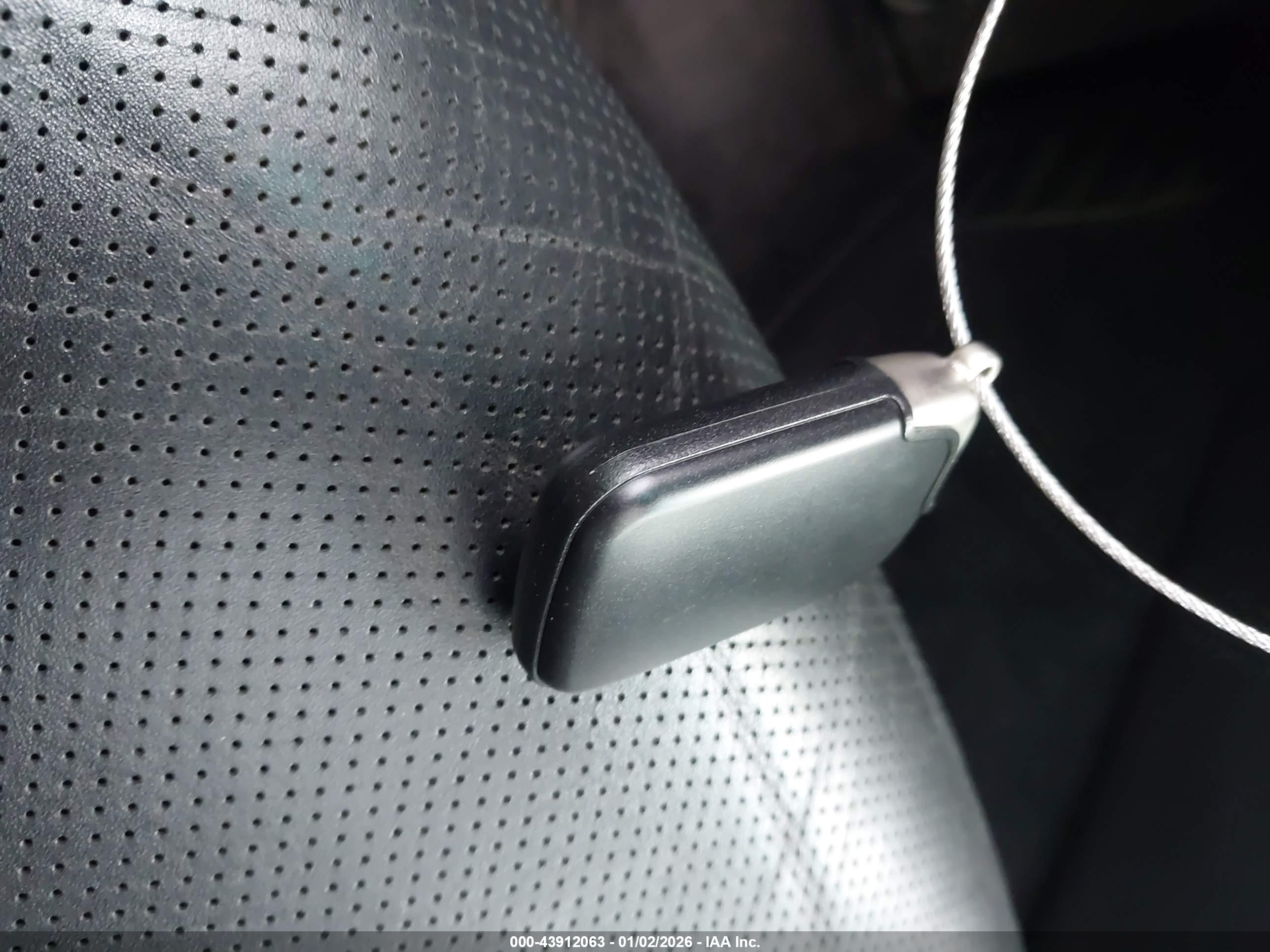 LEXUS LS image 11