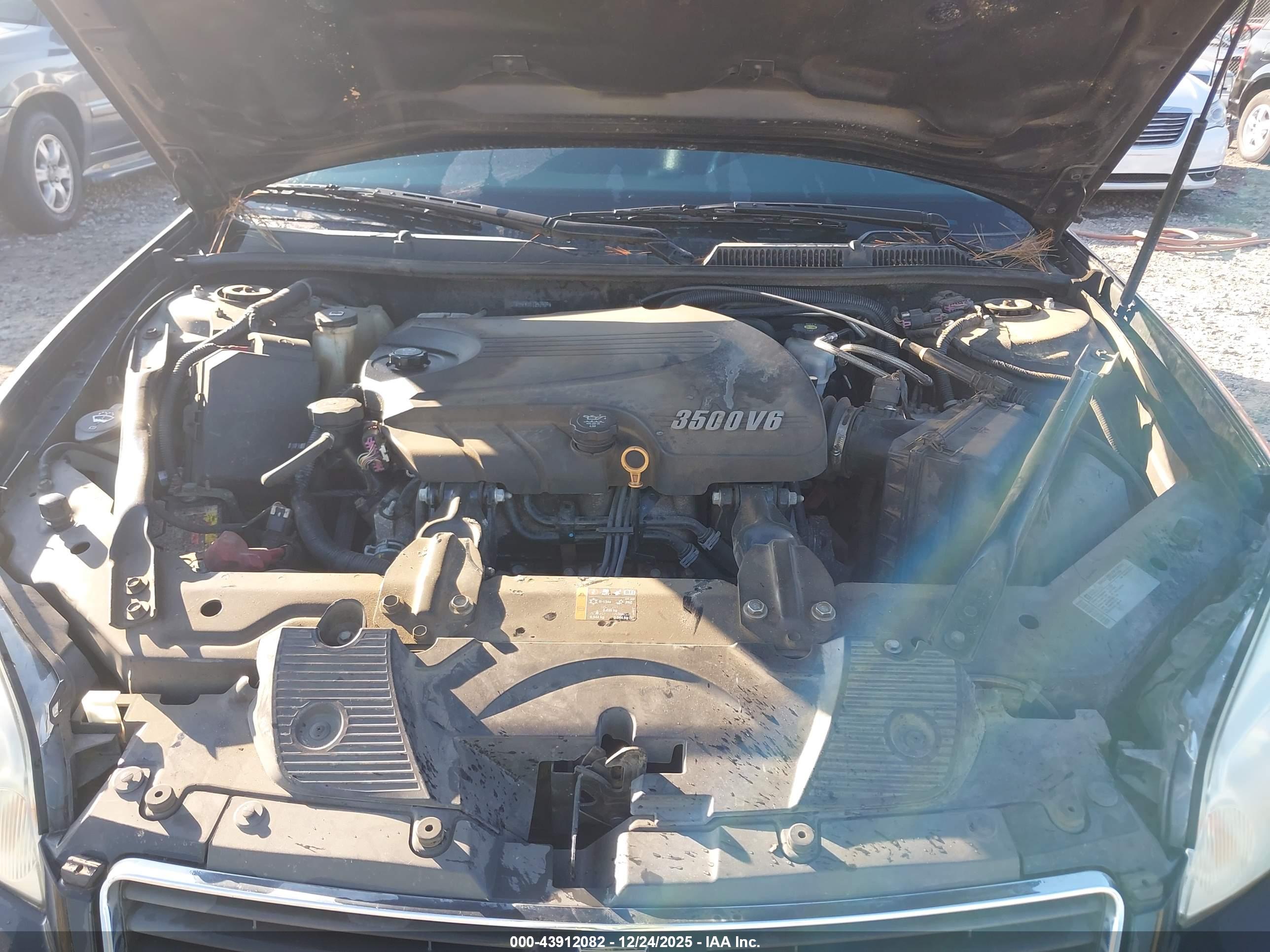 CHEVROLET IMPALA image 10