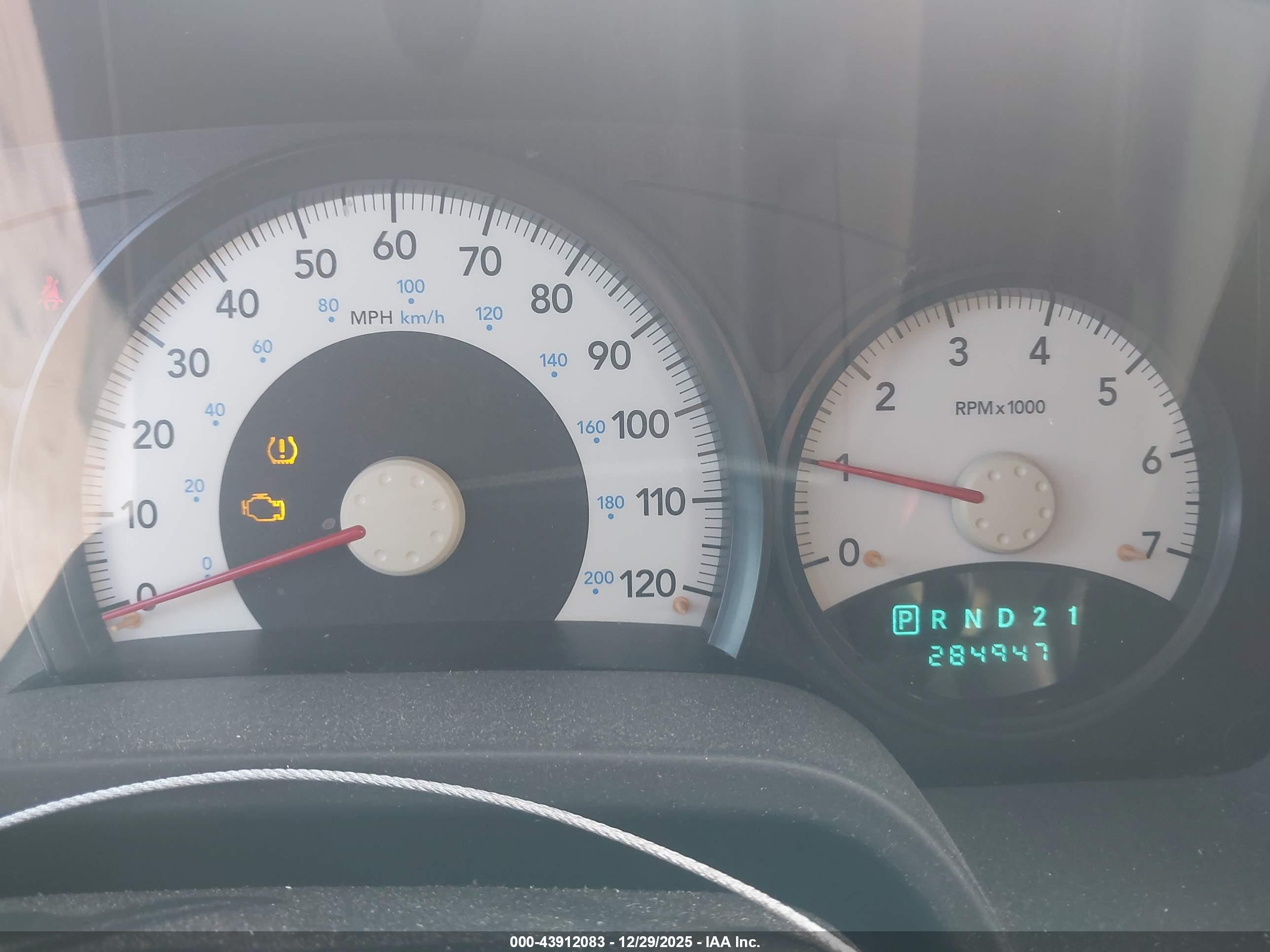 DODGE DAKOTA image 7