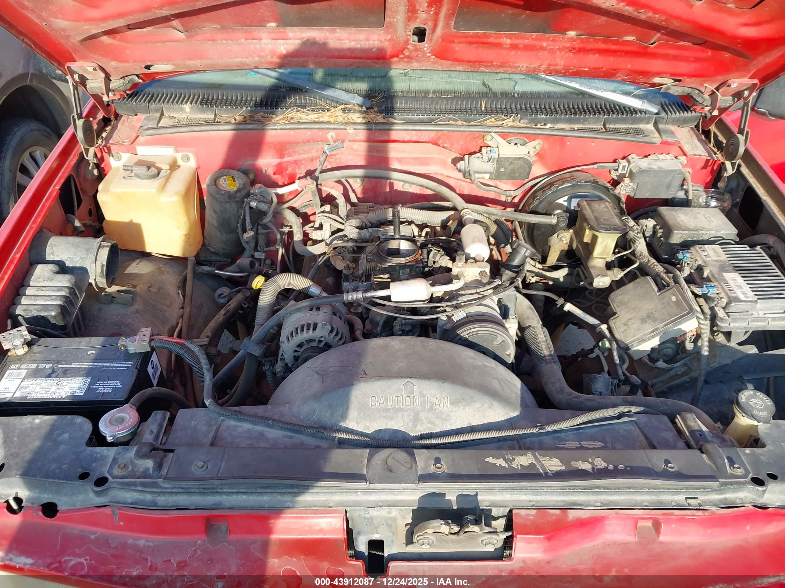 GMC YUKON image 10