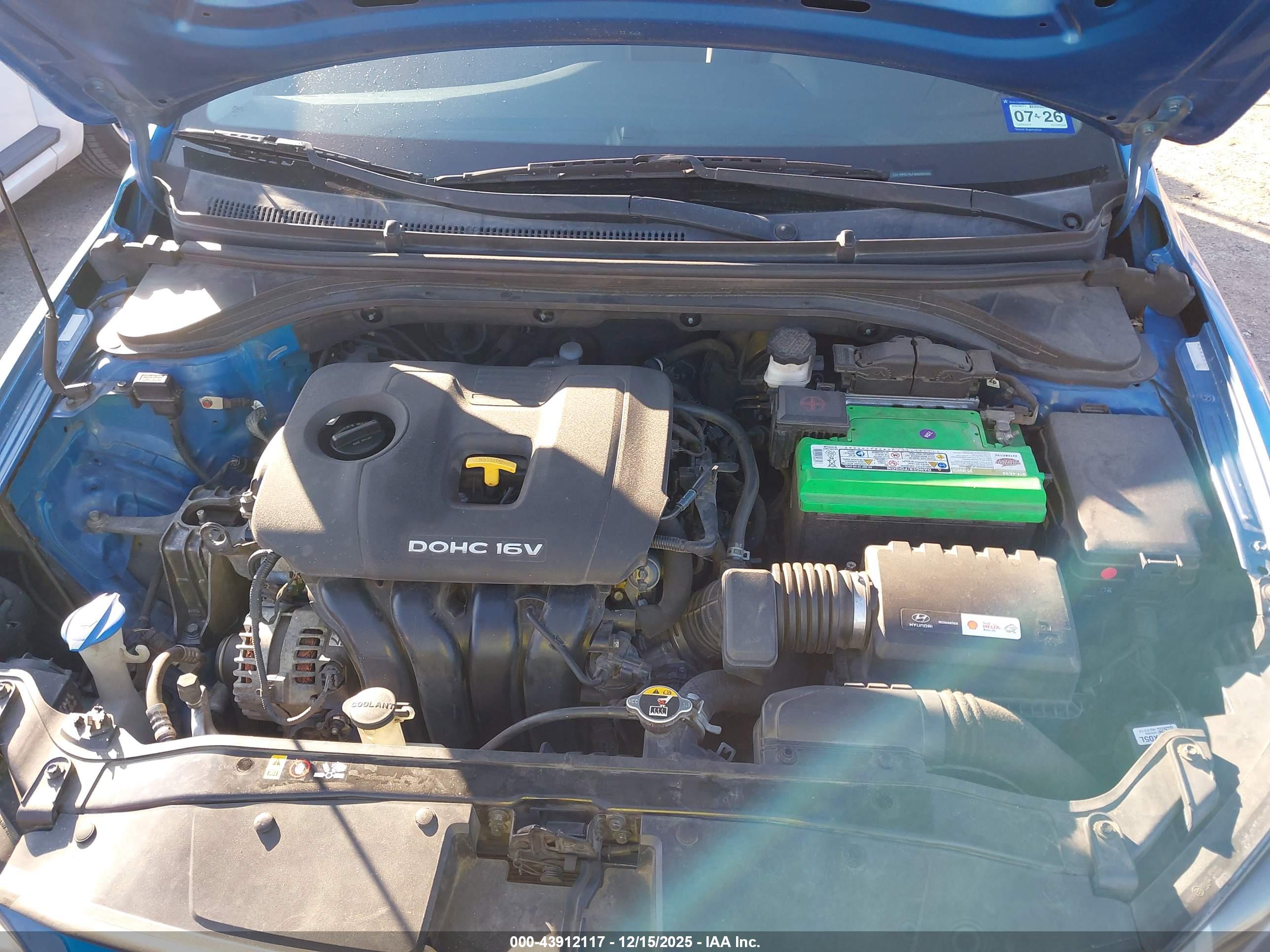 HYUNDAI ELANTRA image 10