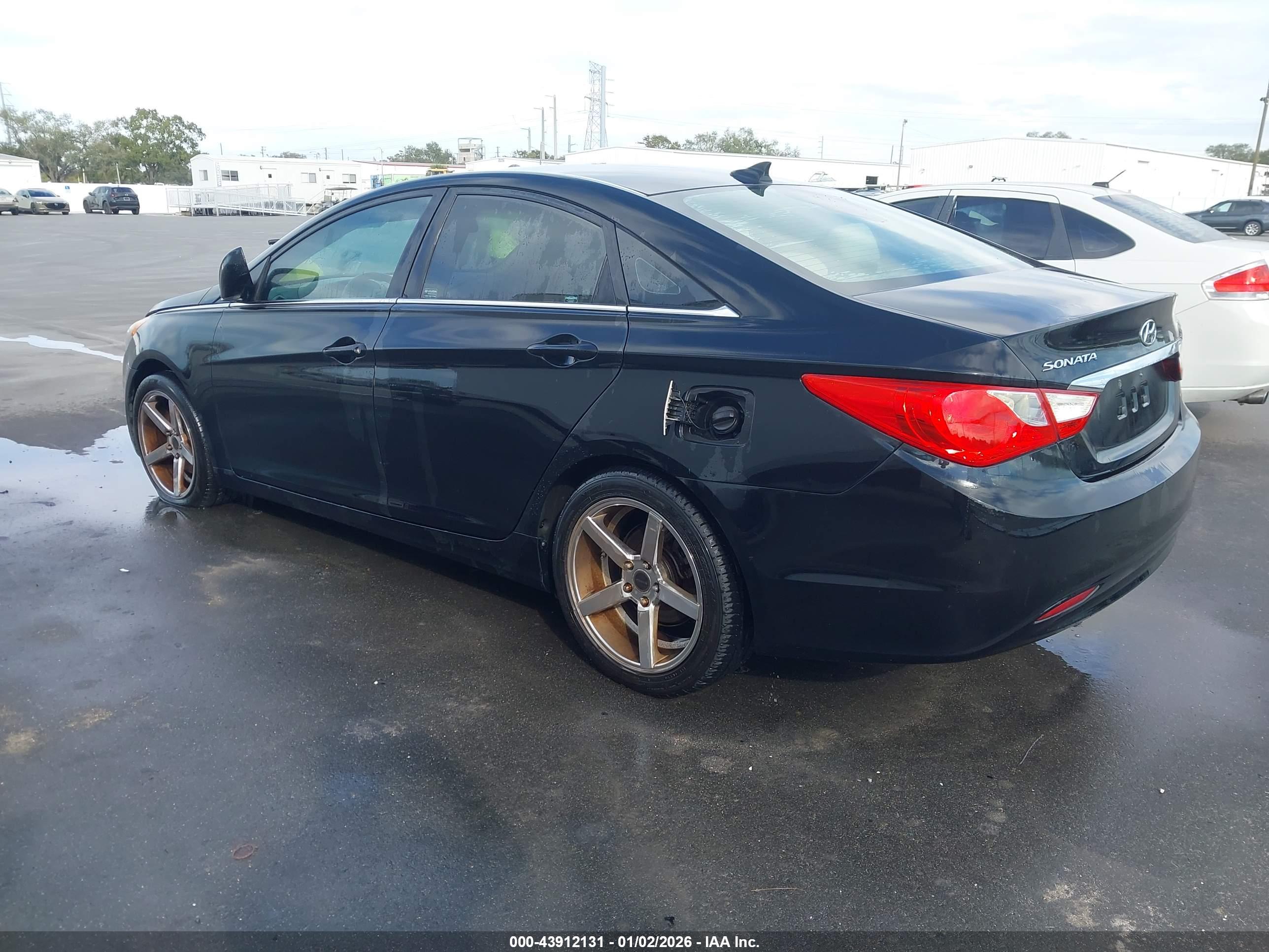 HYUNDAI SONATA image 3