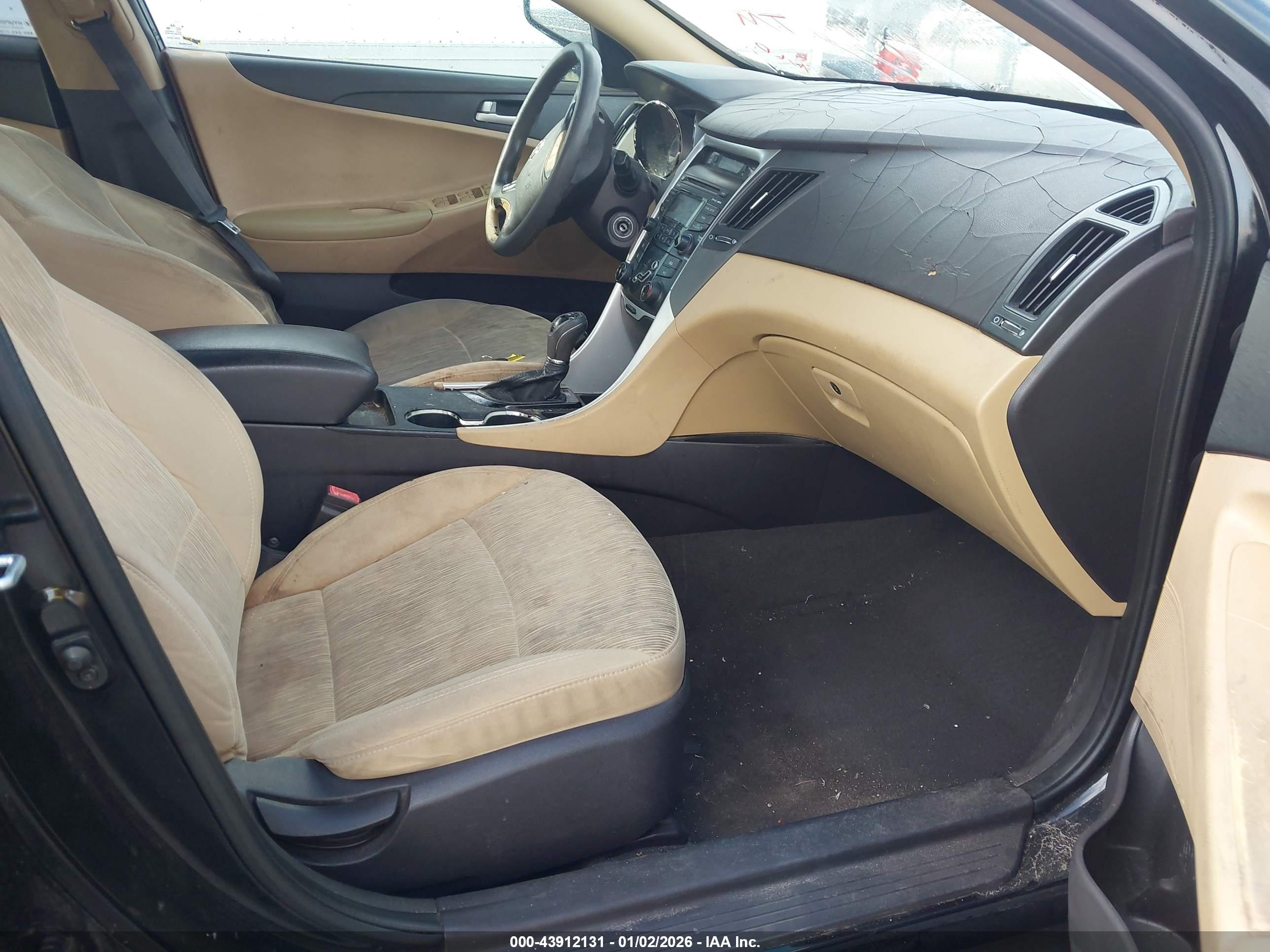 HYUNDAI SONATA image 5