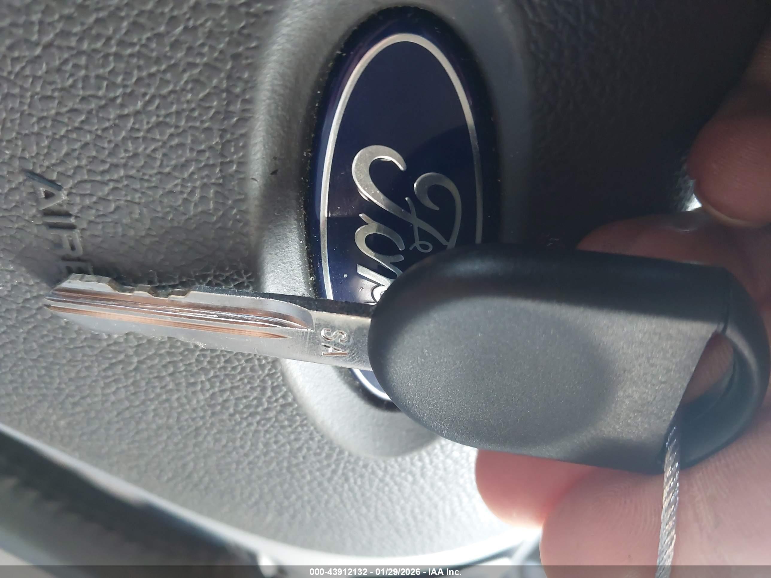 FORD EDGE image 11