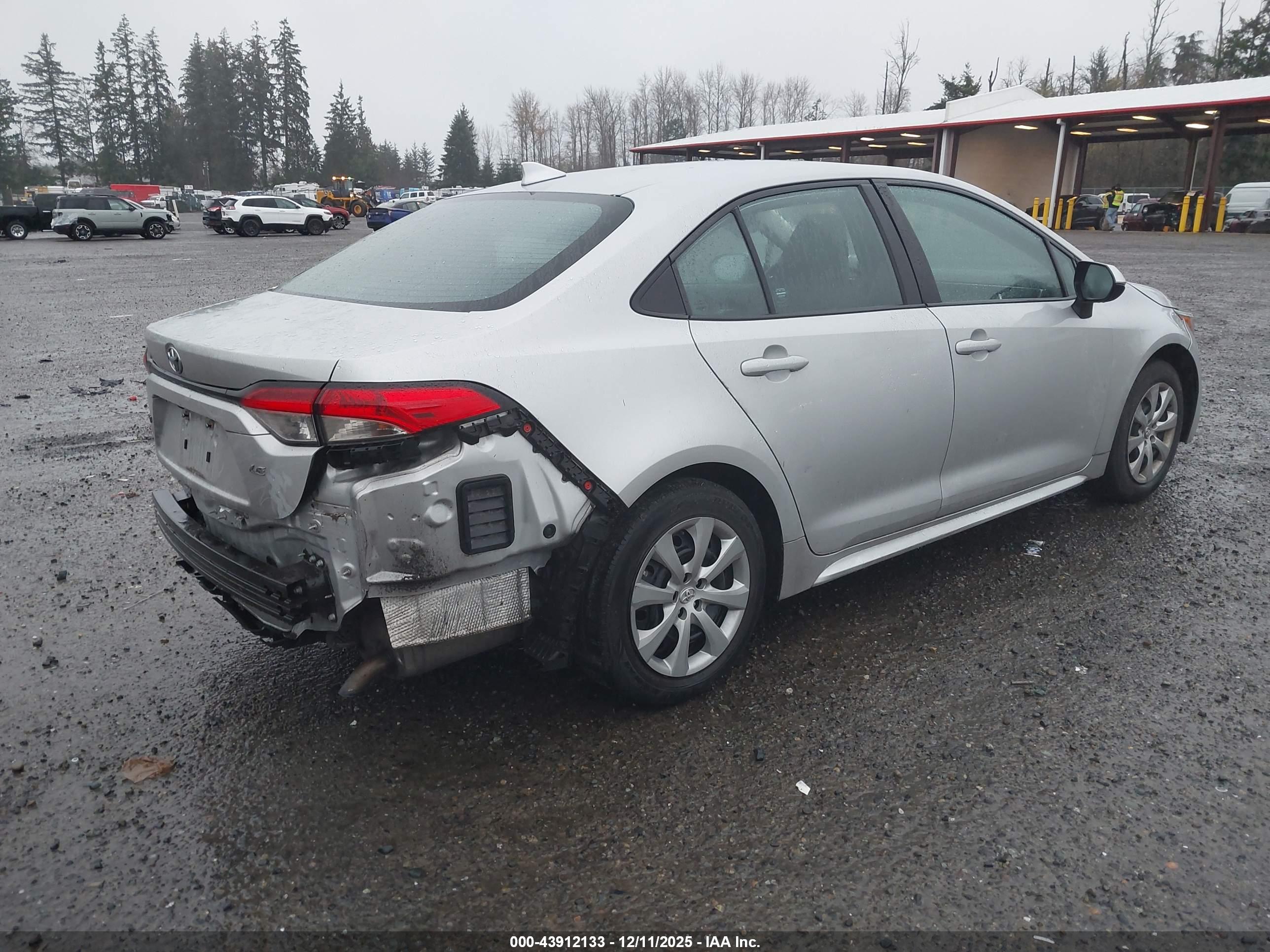 TOYOTA COROLLA image 4