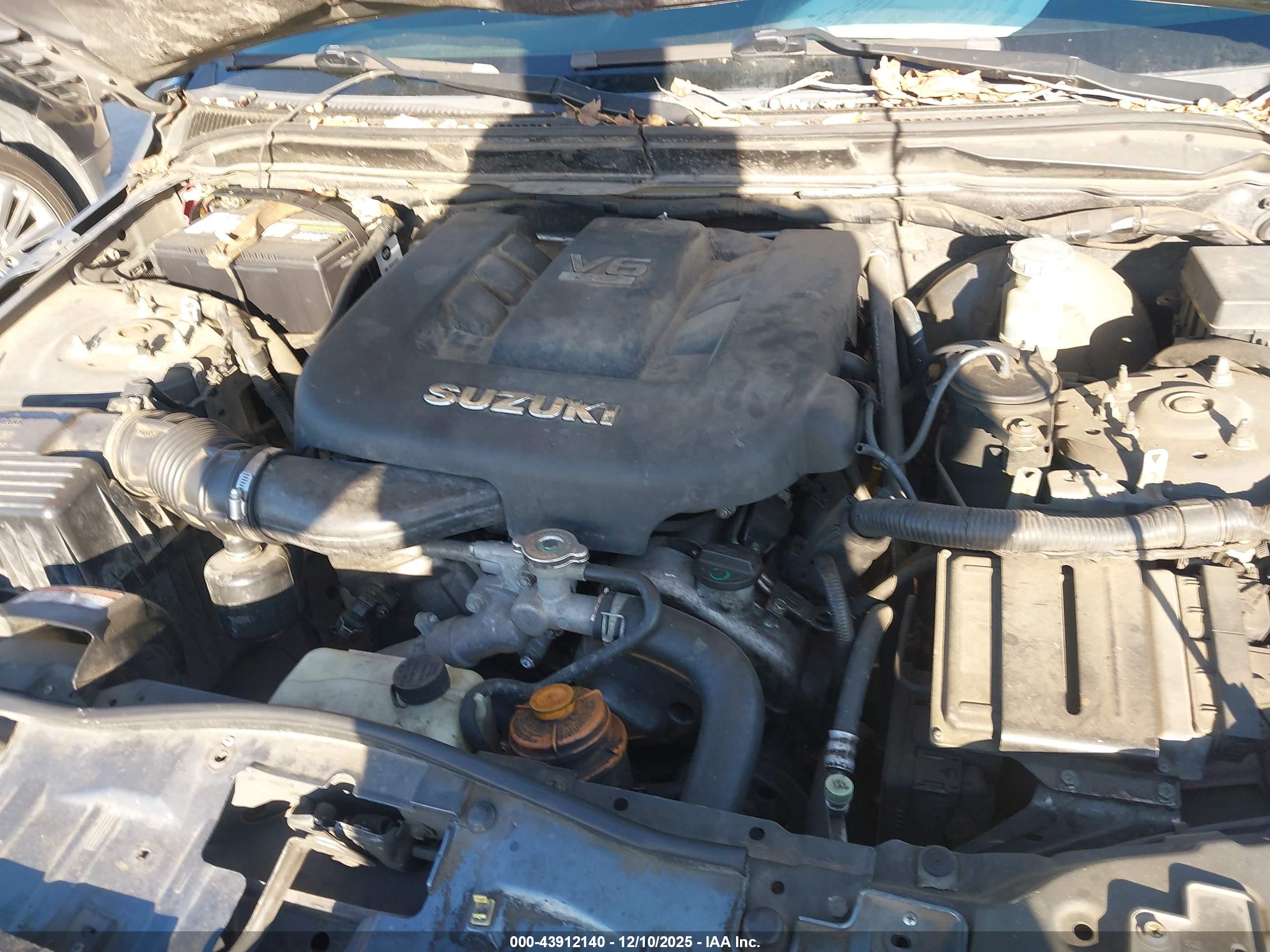 SUZUKI GRAND image 10
