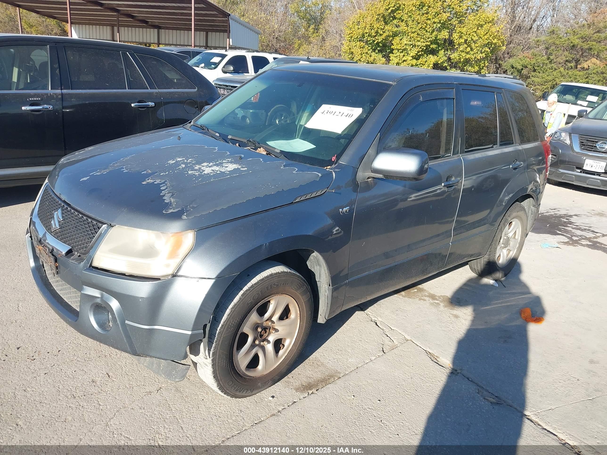 SUZUKI GRAND image 2