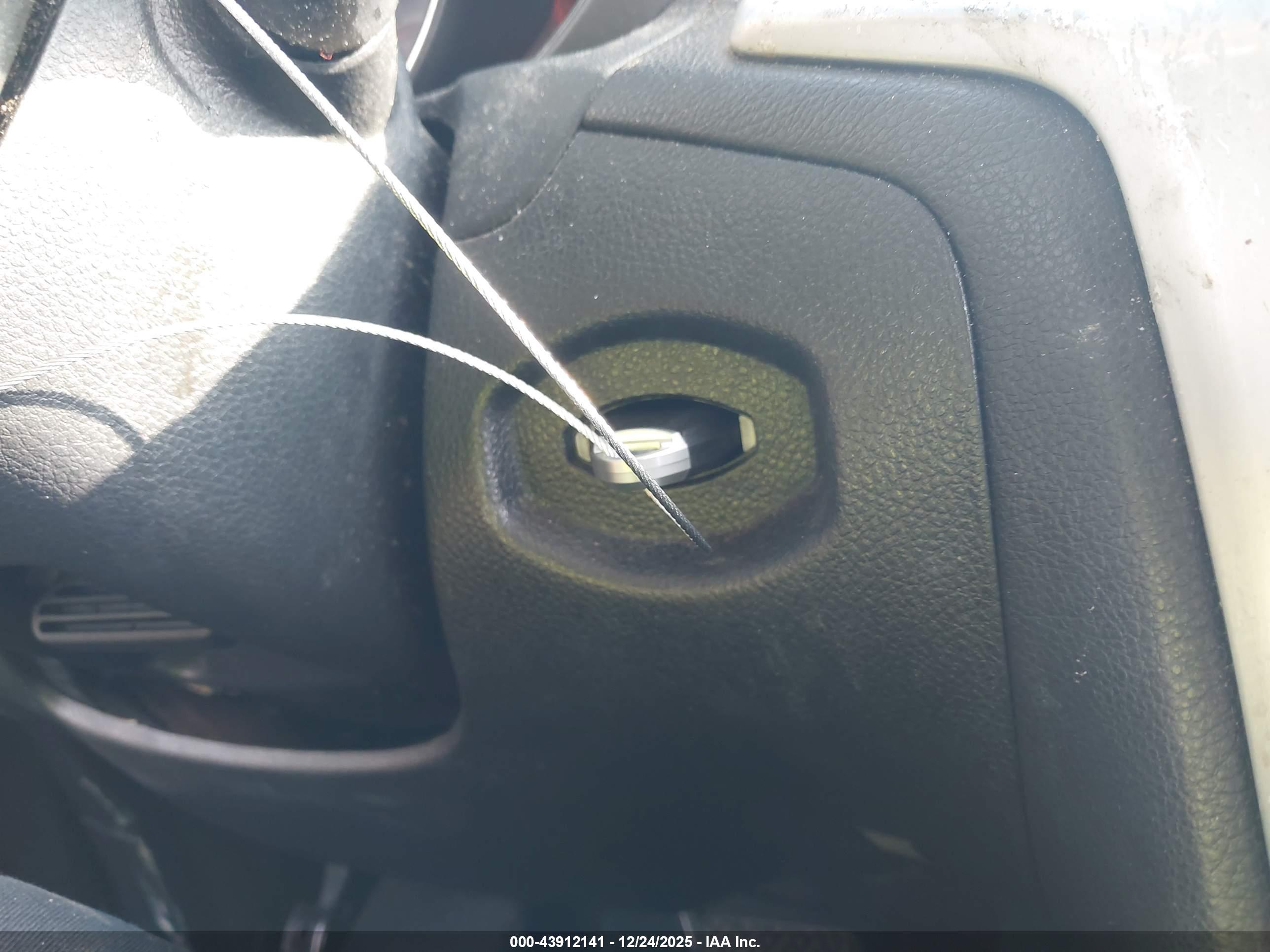NISSAN MURANO image 11