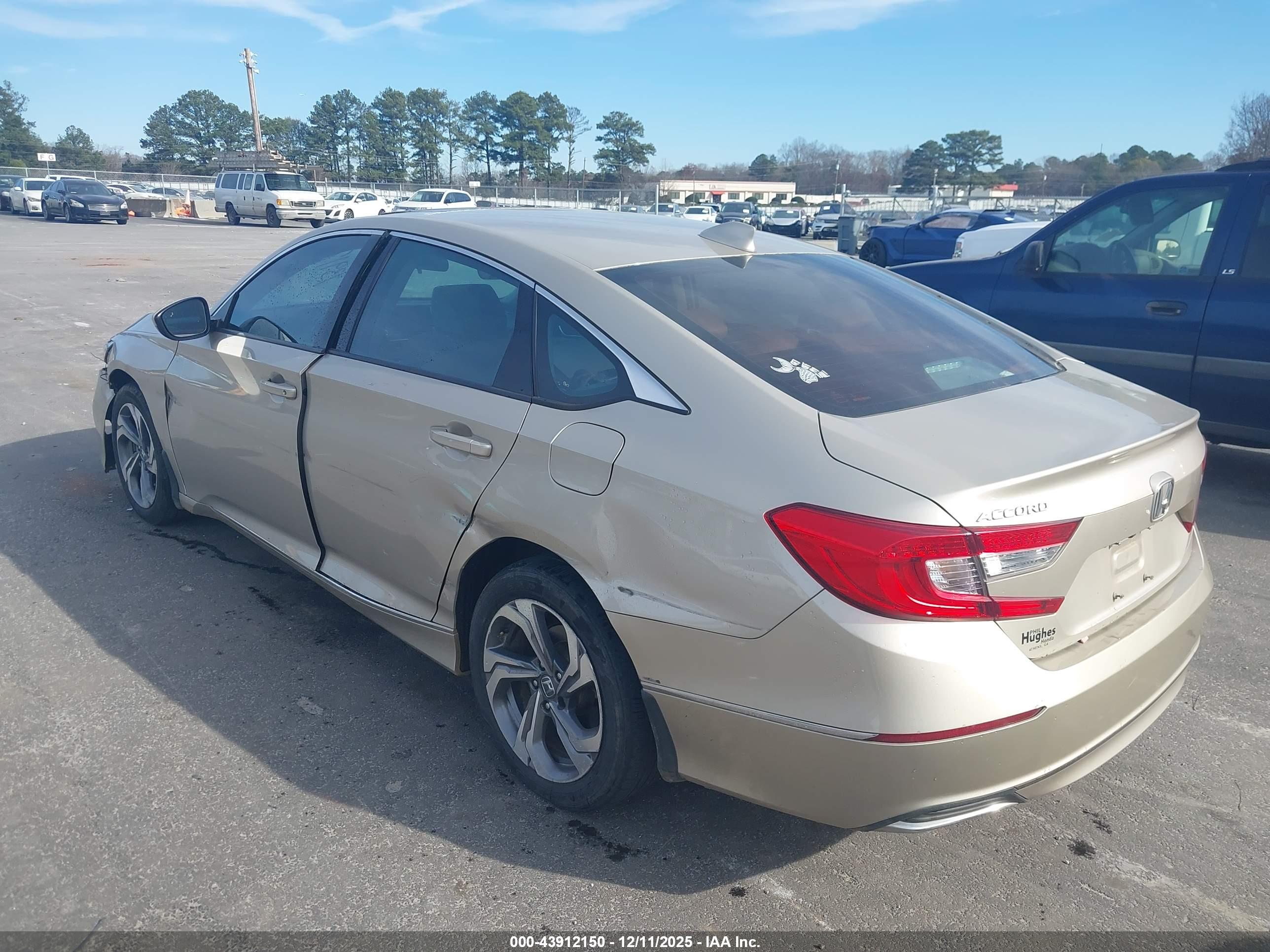 HONDA ACCORD image 3