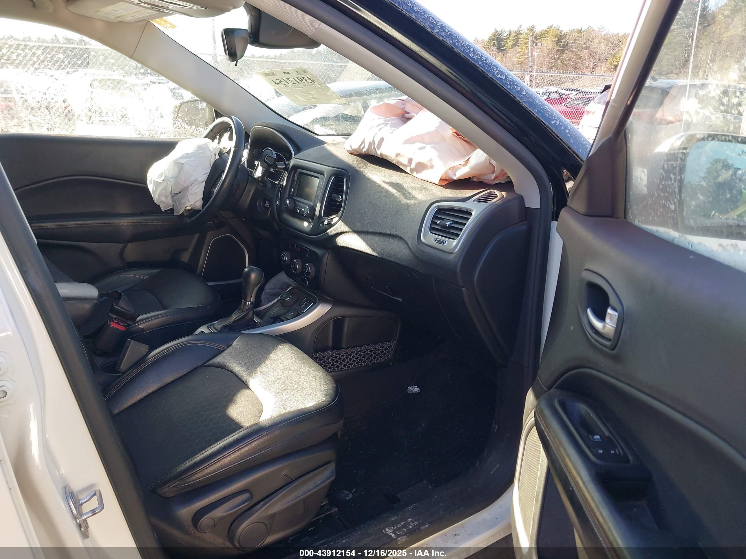 JEEP COMPASS image 5