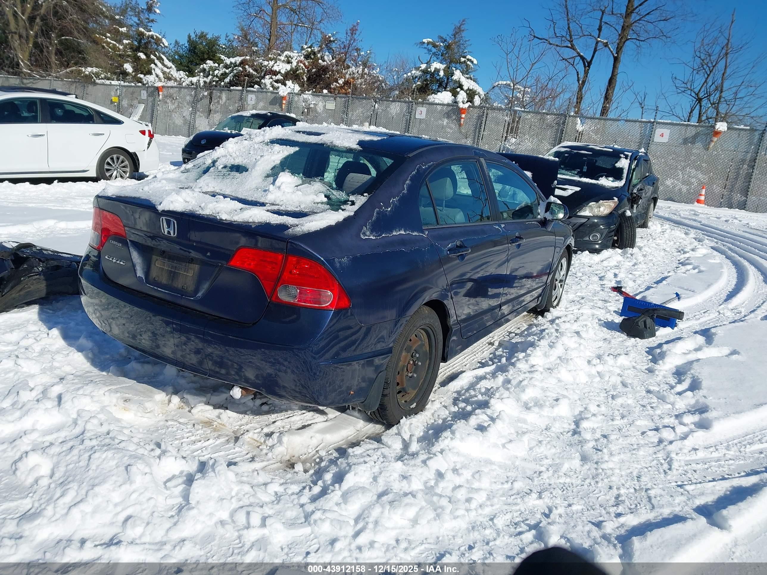 HONDA CIVIC image 4